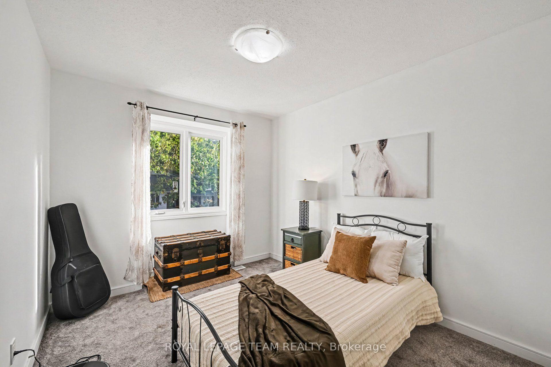 Photo 31 of 1926 Marquis Avenue, Ottawa, Beaconwood — HOMEH