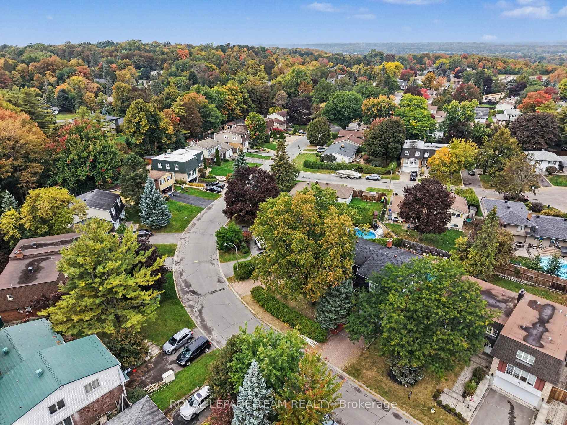 Photo 40 of 1926 Marquis Avenue, Ottawa, Beaconwood — HOMEH