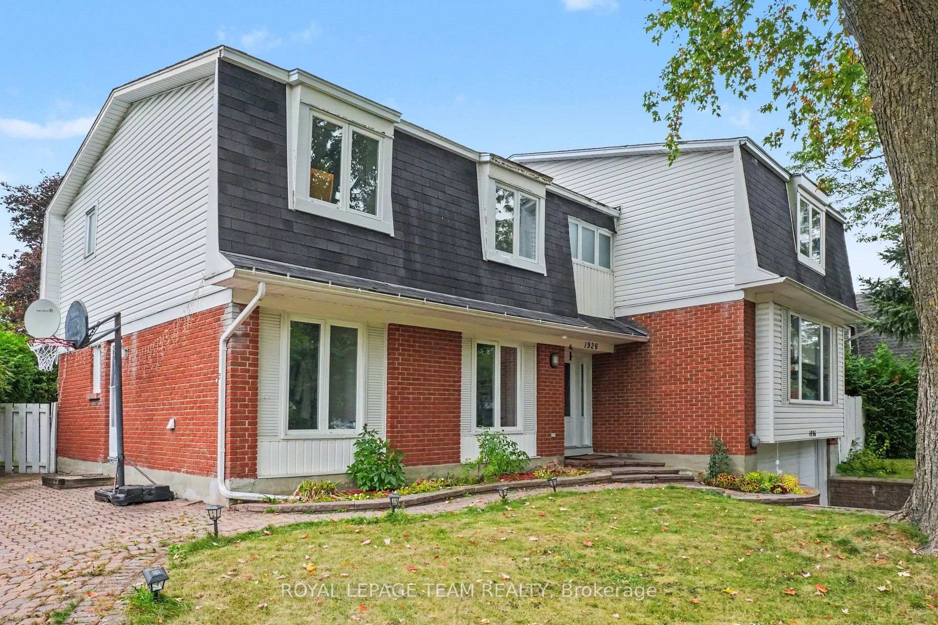 Photo 42 of 1926 Marquis Avenue, Ottawa, Beaconwood — HOMEH