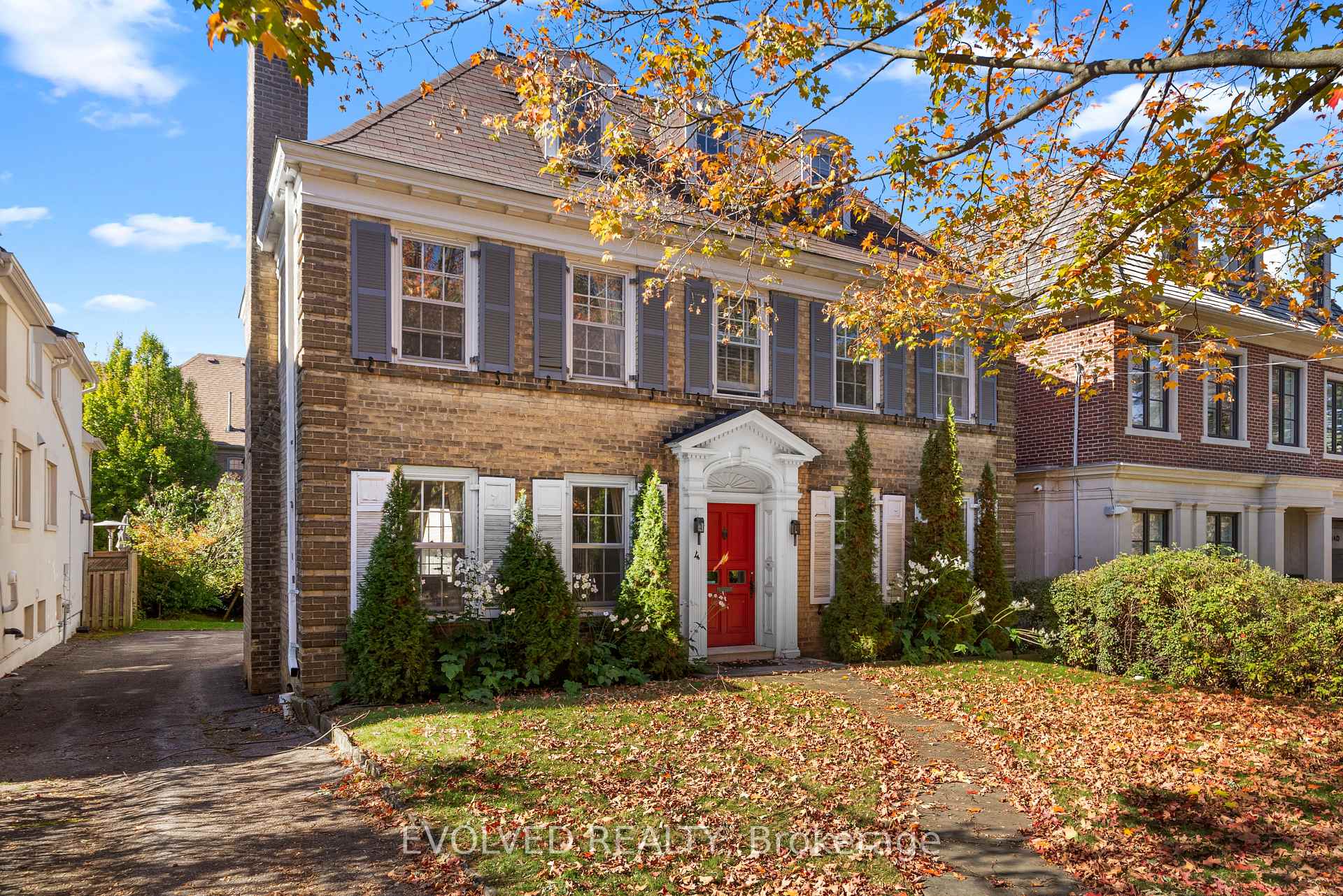 Photo 2 of 4 Dunloe Road, Toronto, Forest Hill South — HOMEH