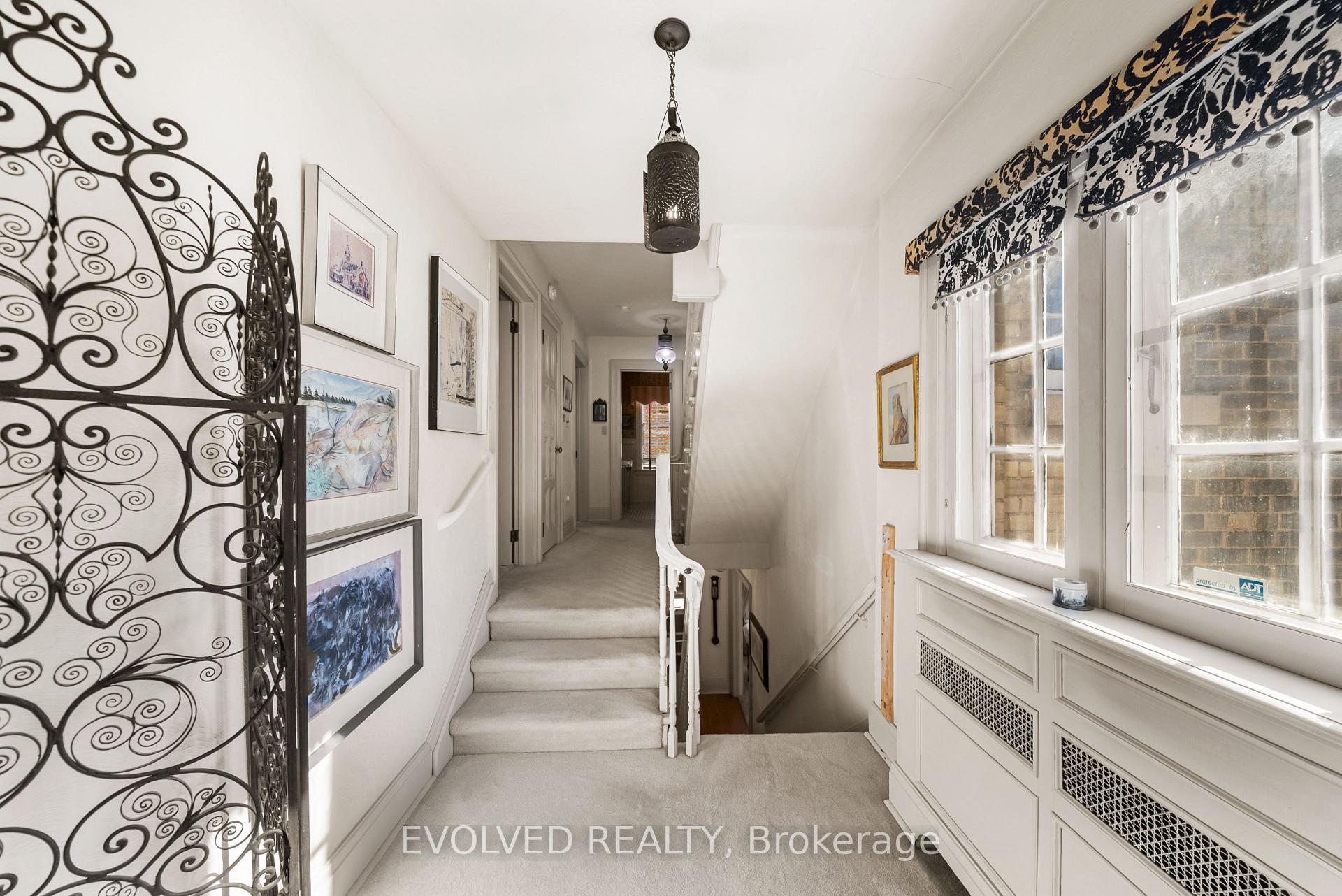 Photo 16 of 4 Dunloe Road, Toronto, Forest Hill South — HOMEH