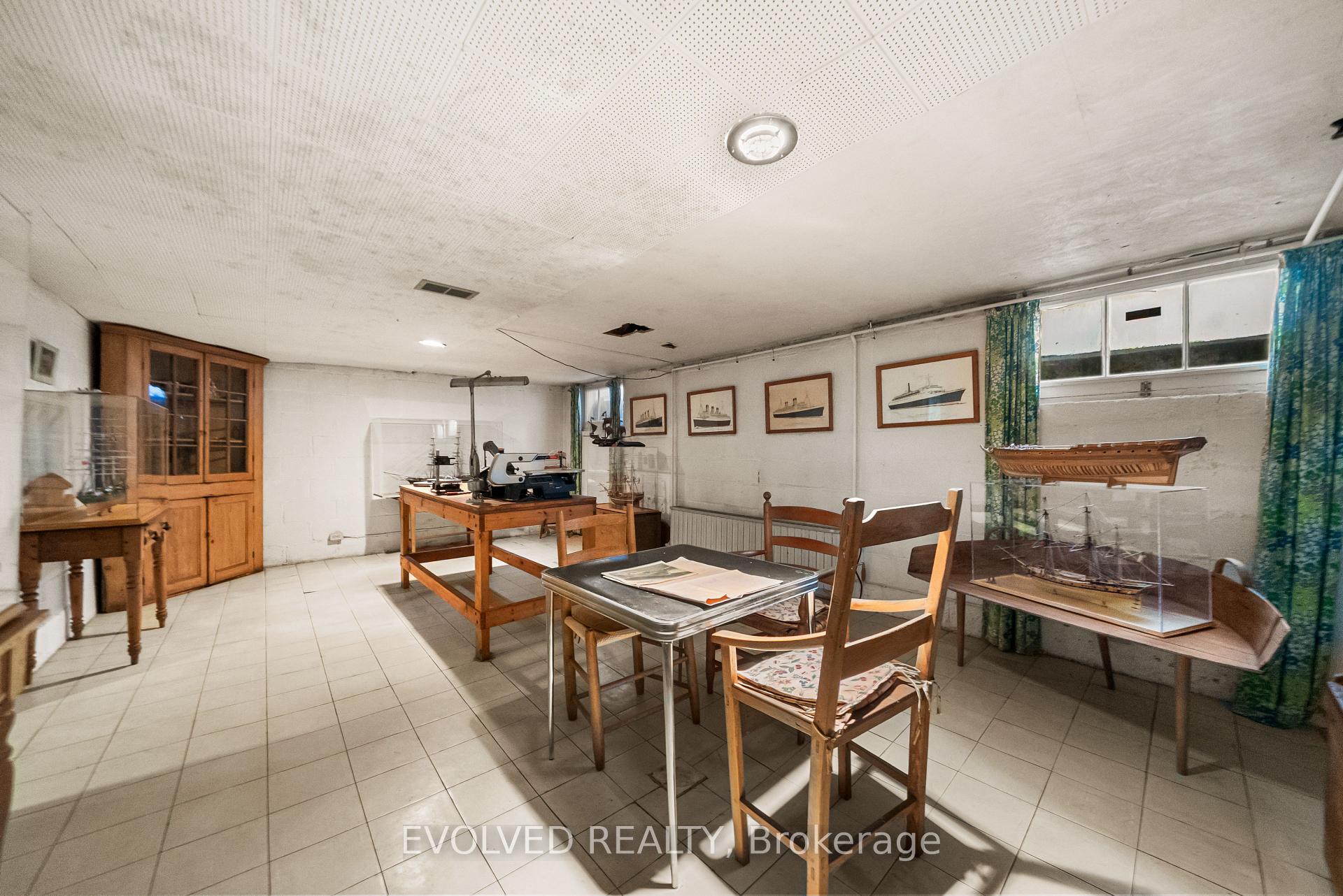 Photo 37 of 4 Dunloe Road, Toronto, Forest Hill South — HOMEH