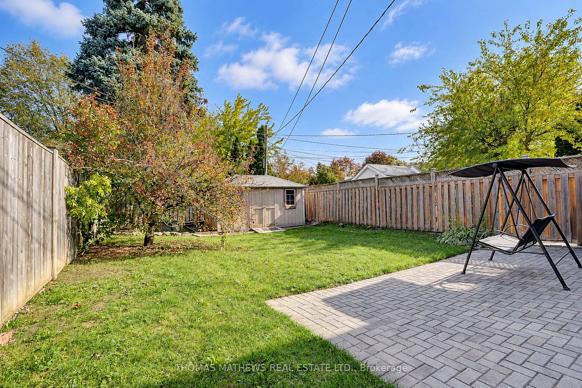 Photo 4 of 27 Callowhill Drive, Etobicoke, Willowridge-Martingrove-Richview — HOMEH