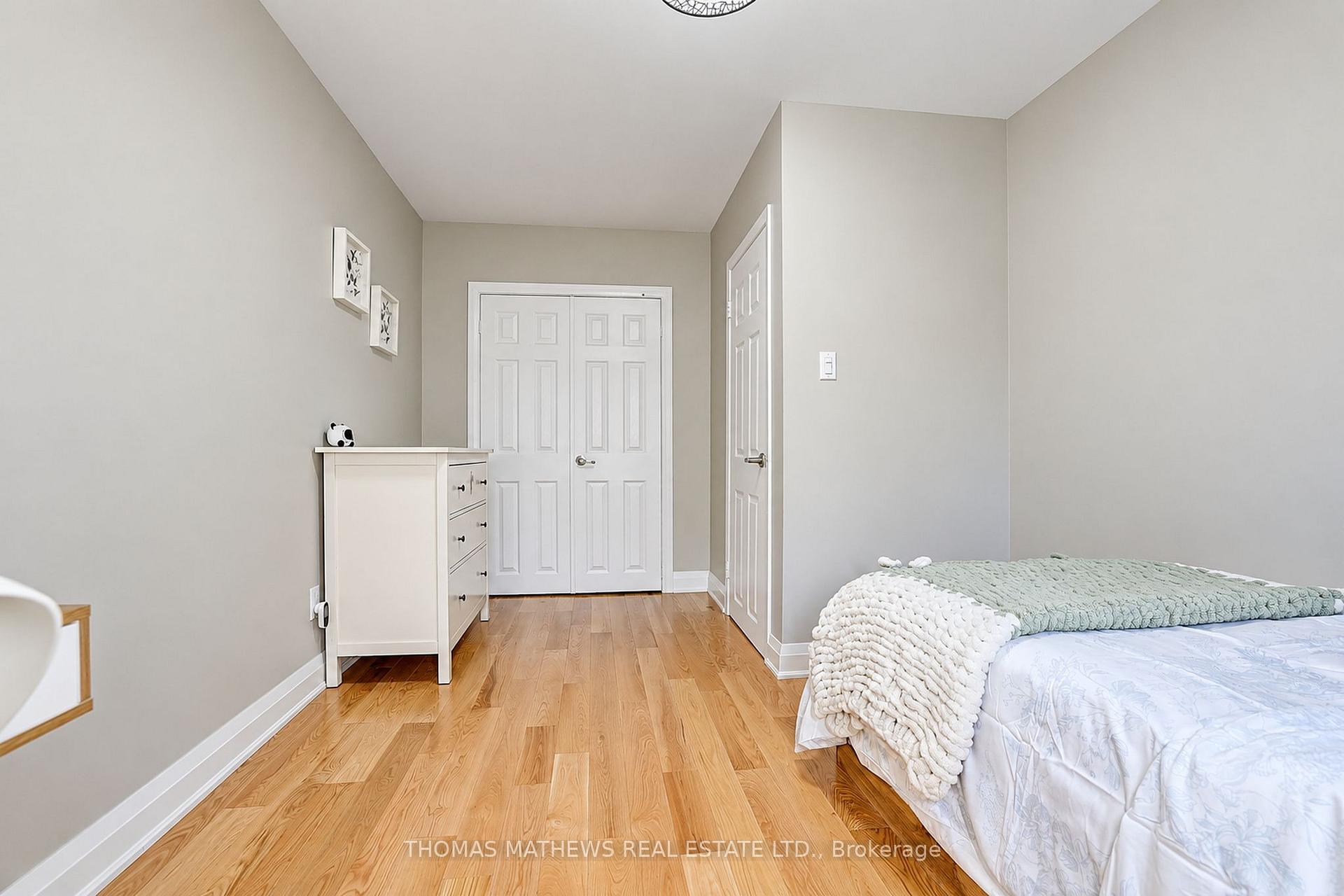 Photo 31 of 27 Callowhill Drive, Etobicoke, Willowridge-Martingrove-Richview — HOMEH
