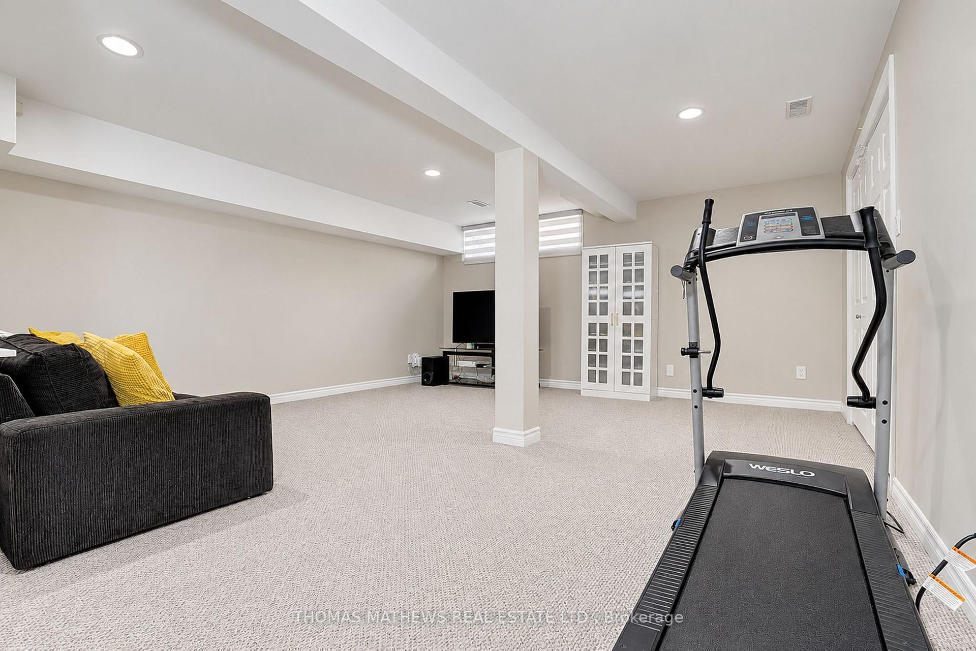Photo 34 of 27 Callowhill Drive, Etobicoke, Willowridge-Martingrove-Richview — HOMEH