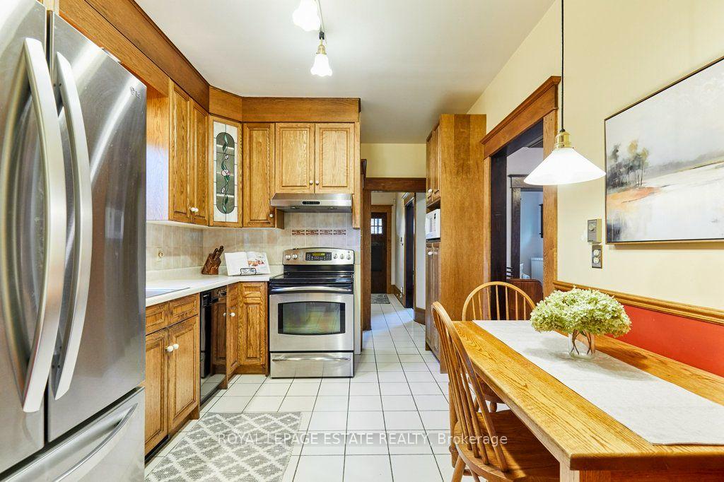 Photo 7 of 26 Bingham Avenue, Toronto, The Beaches — HOMEH