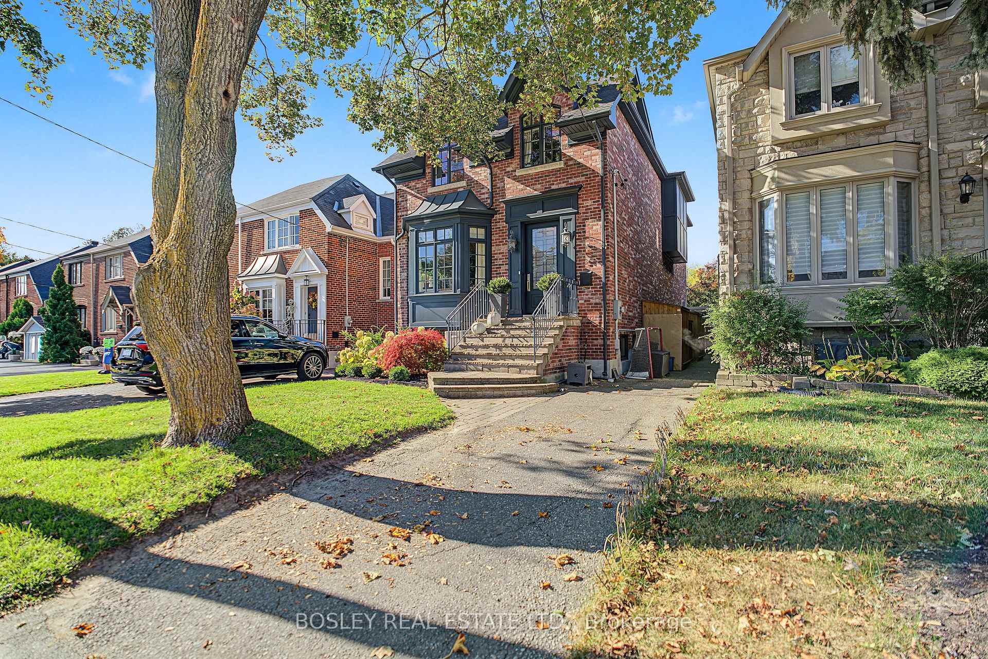 Photo 1 of 34 Glenbrae Avenue, Toronto, Leaside — HOMEH