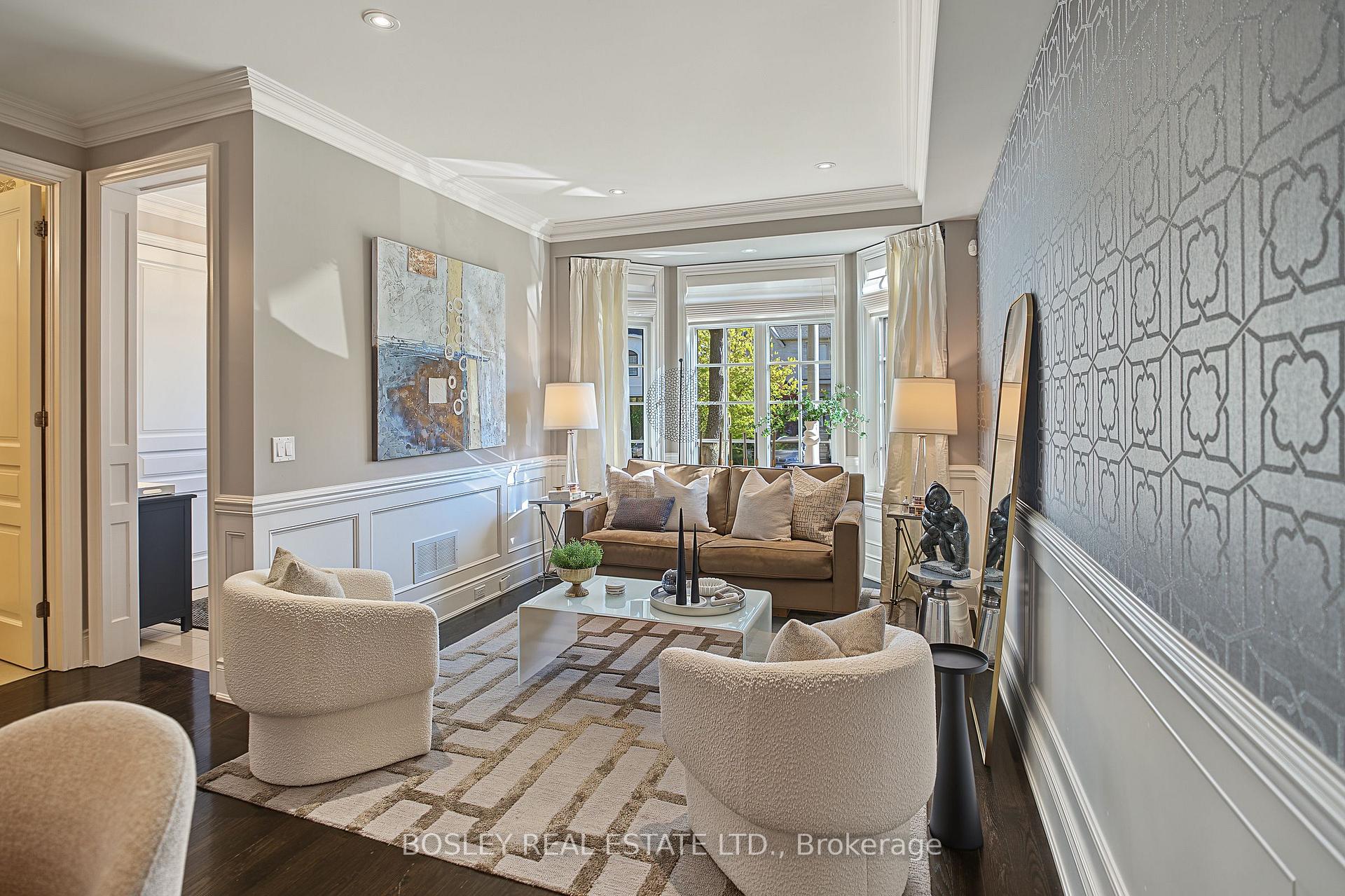 Photo 4 of 34 Glenbrae Avenue, Toronto, Leaside — HOMEH