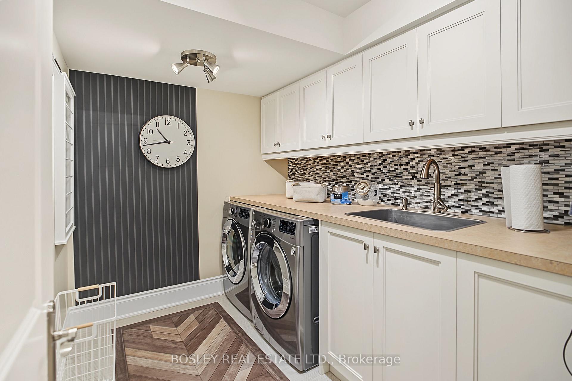Photo 33 of 34 Glenbrae Avenue, Toronto, Leaside — HOMEH