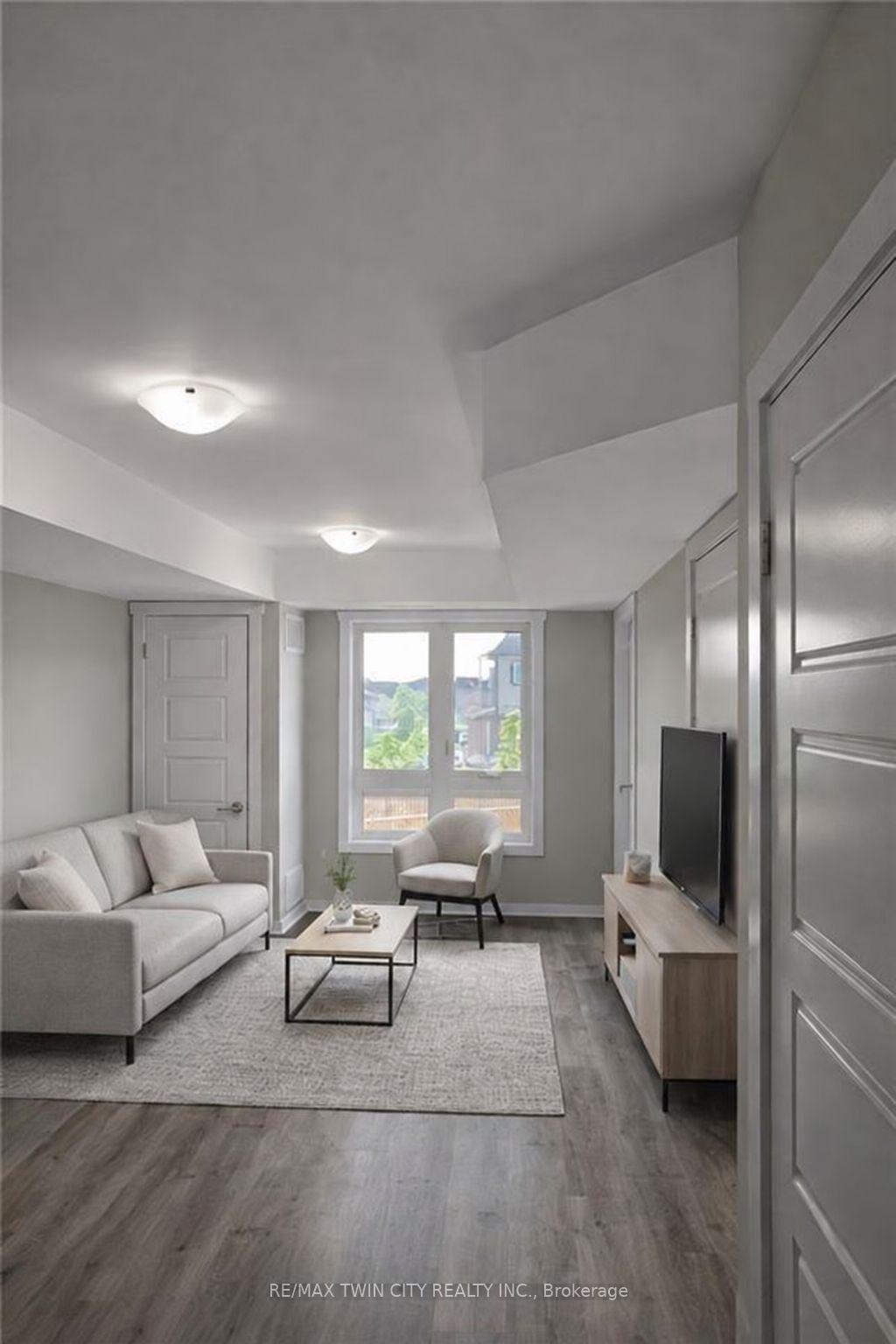 Photo 3 of 1331 Countrystone Drive, Kitchener — HOMEH