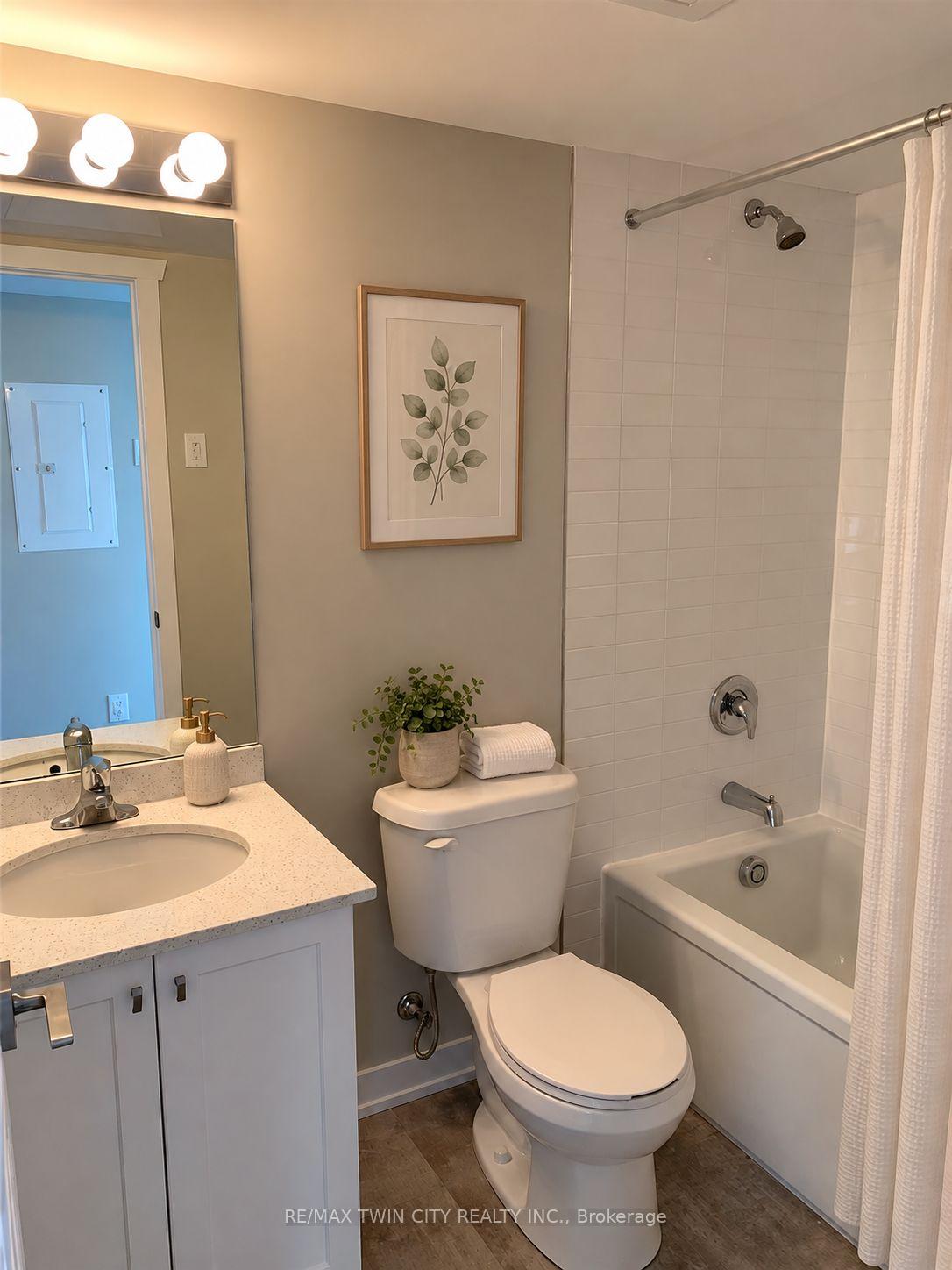 Photo 8 of 1331 Countrystone Drive, Kitchener — HOMEH