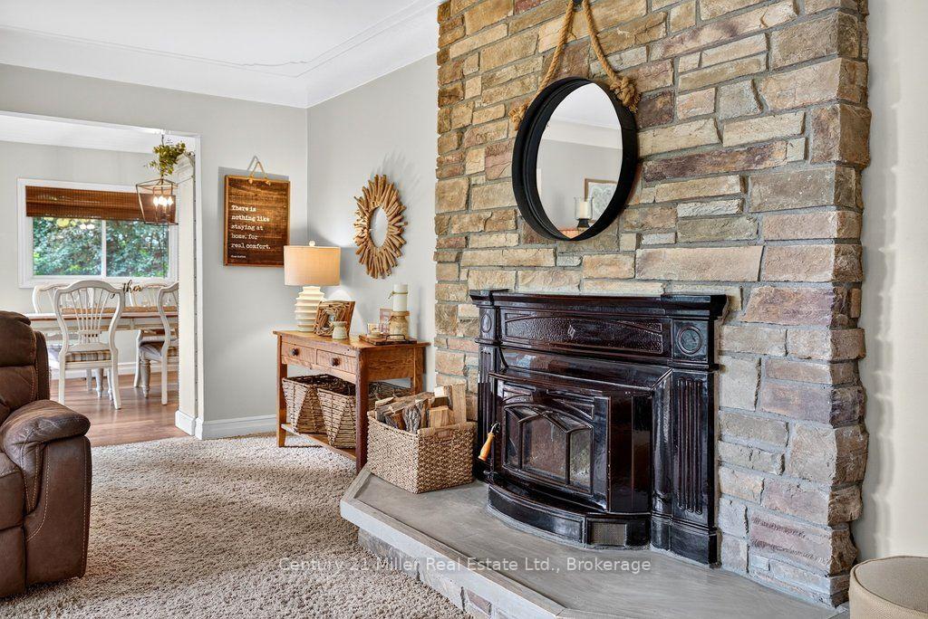 Photo 10 of 6 Rosebough Street, Hamilton, Greensville — HOMEH