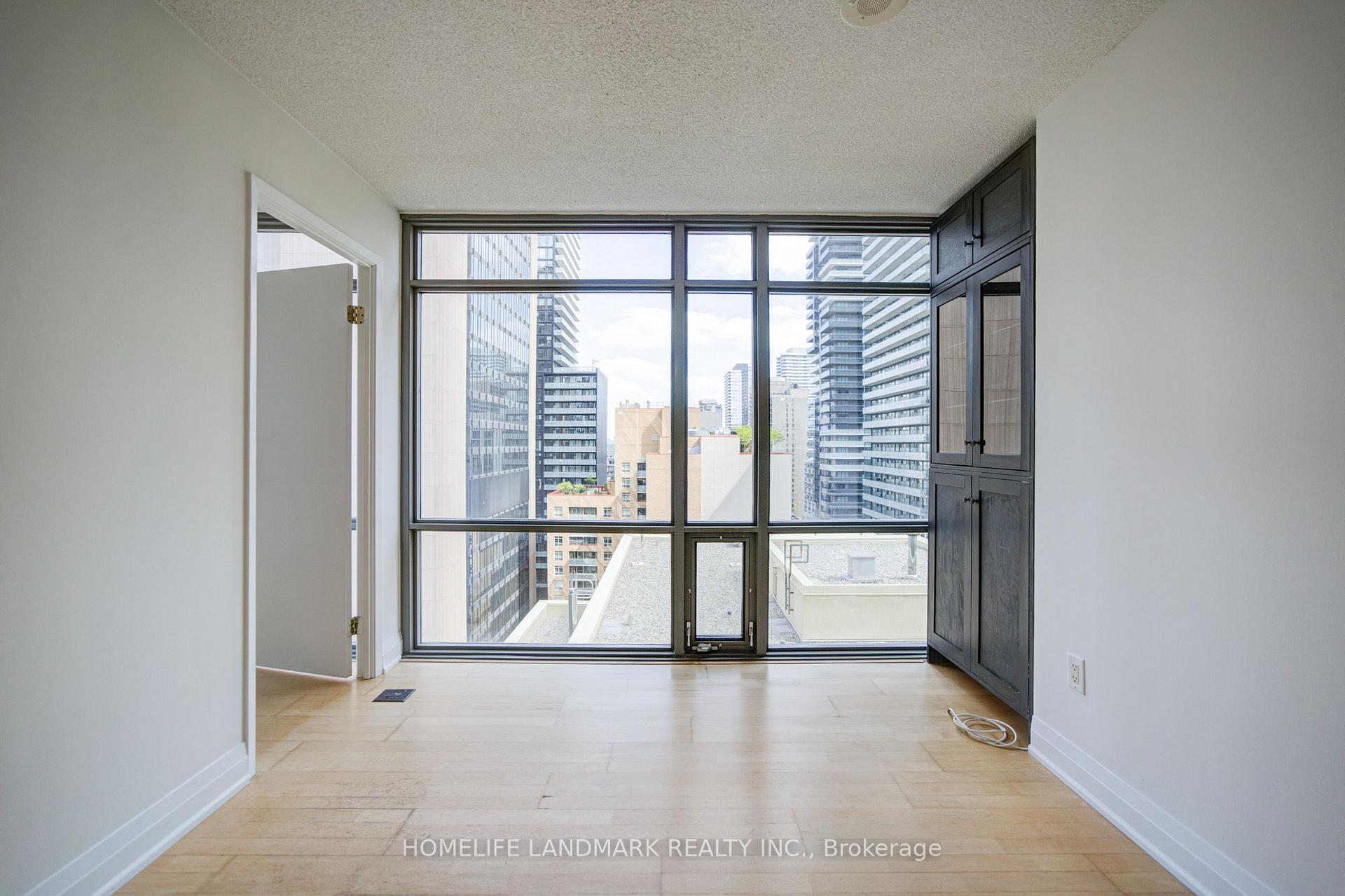 Photo 13 of Unit 1508, 38 Grenville Street, Toronto, Bay Street Corridor — HOMEH