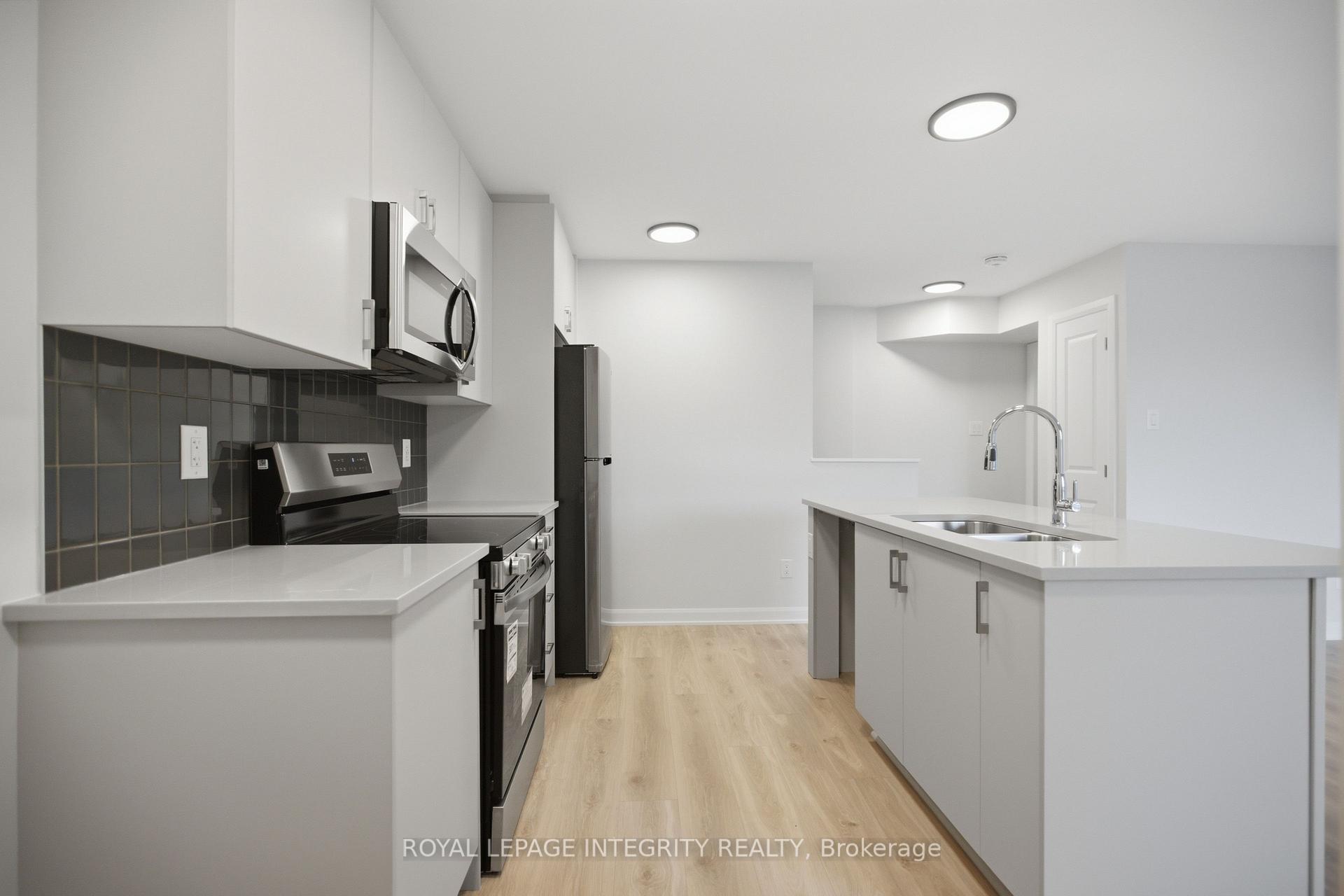 Photo 5 of Unit 20, 201 Glenroy Gilbert Drive, Ottawa, Barrhaven - Strandherd — HOMEH