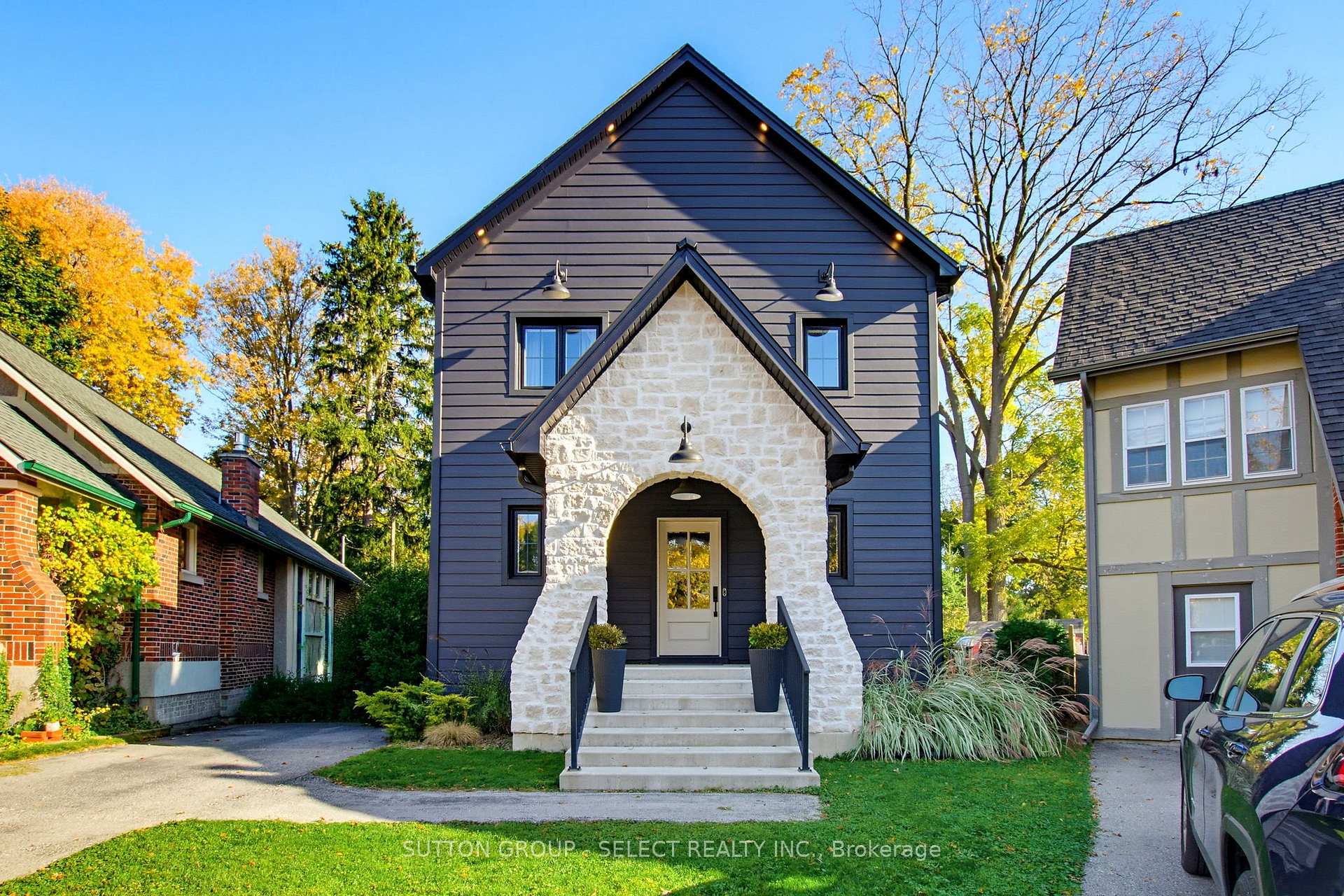 Photo of 12 Clenray Place