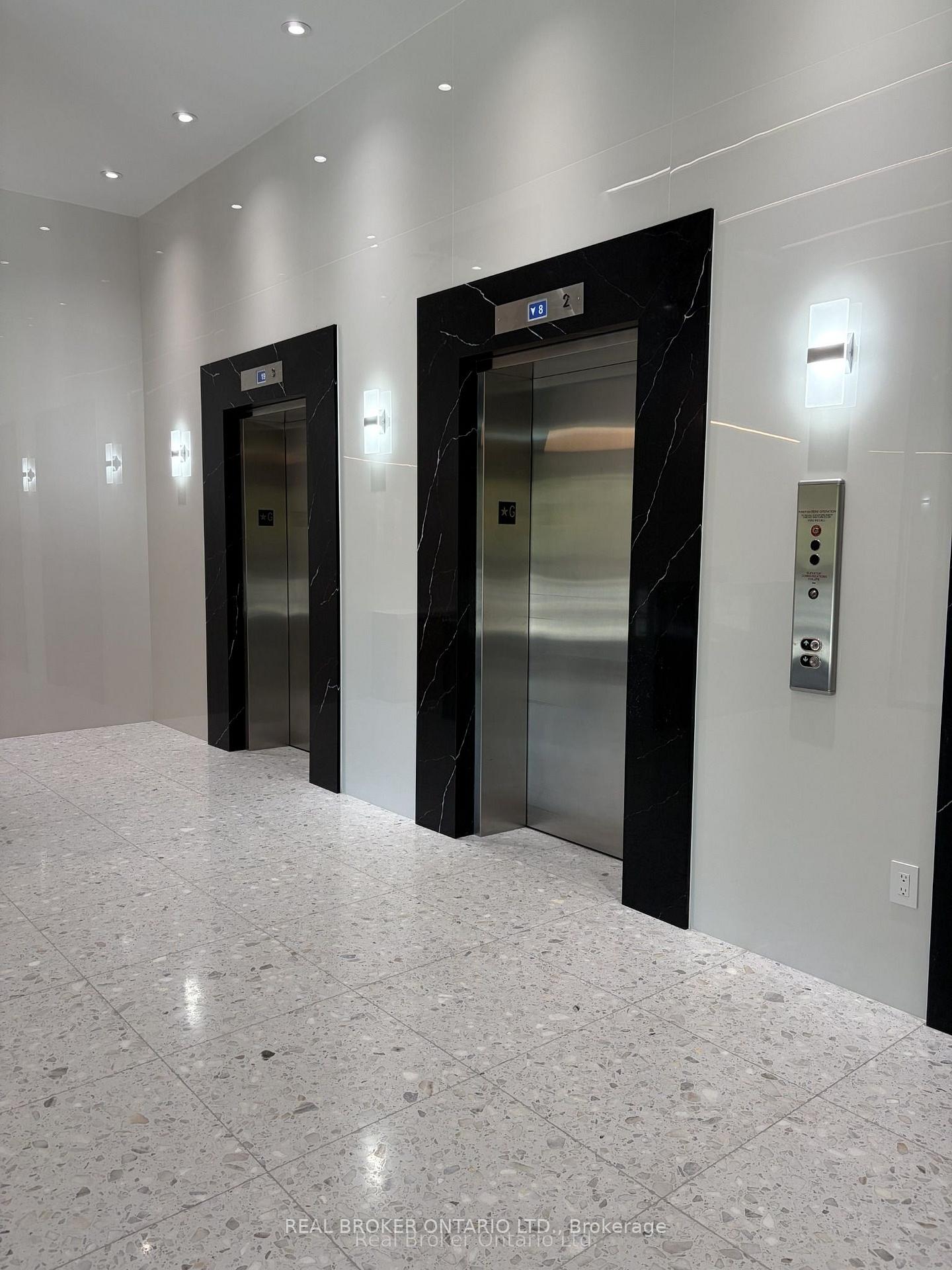 Photo 2 of Unit 605, 51 Lower Simcoe Street, Toronto, Waterfront Communities — HOMEH