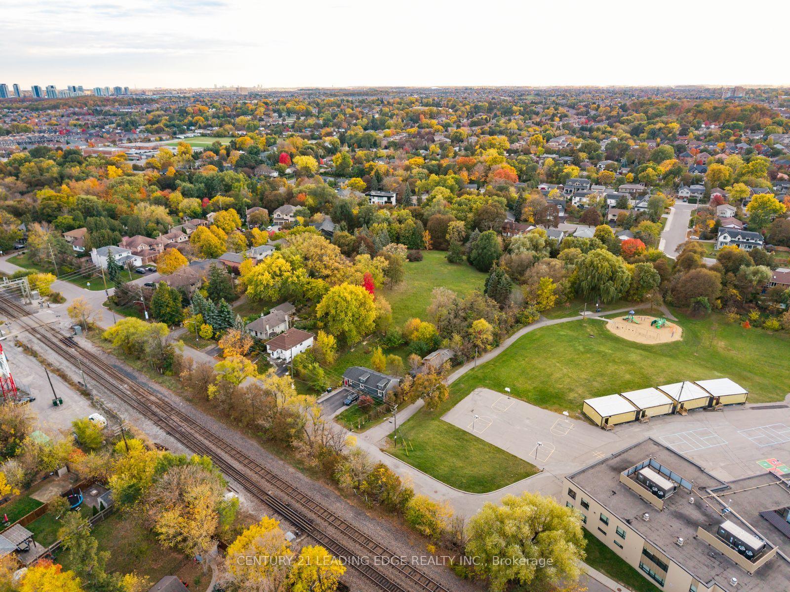 Photo 21 of 58 Rutledge Road, Mississauga, Streetsville — HOMEH