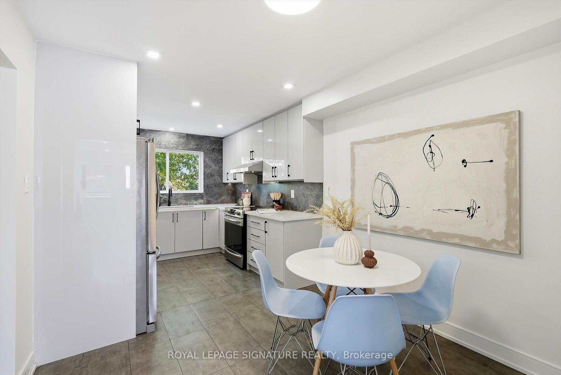 Photo 14 of 42 Lilac Avenue, Markham, Aileen-Willowbrook — HOMEH