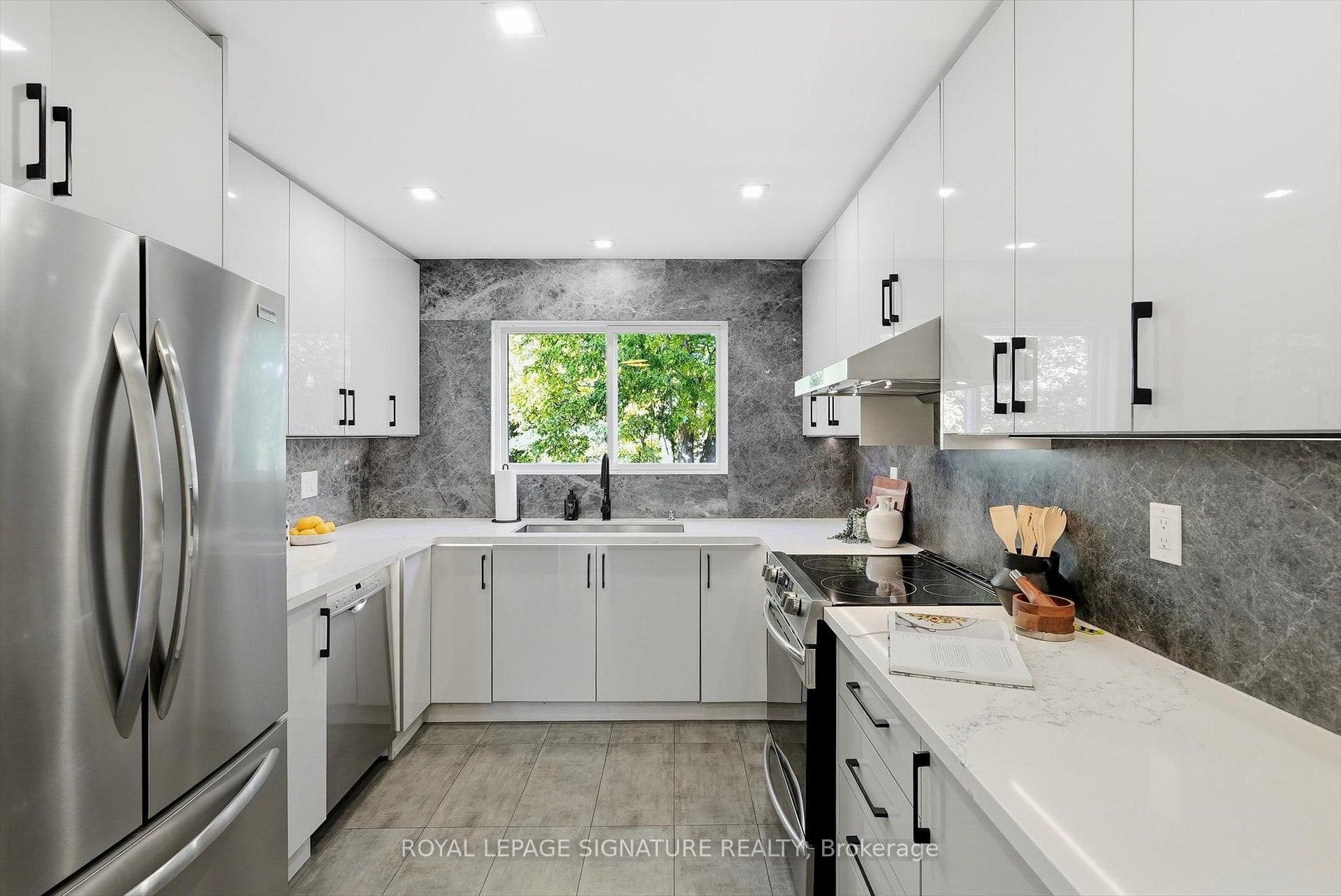 Photo 20 of 42 Lilac Avenue, Markham, Aileen-Willowbrook — HOMEH