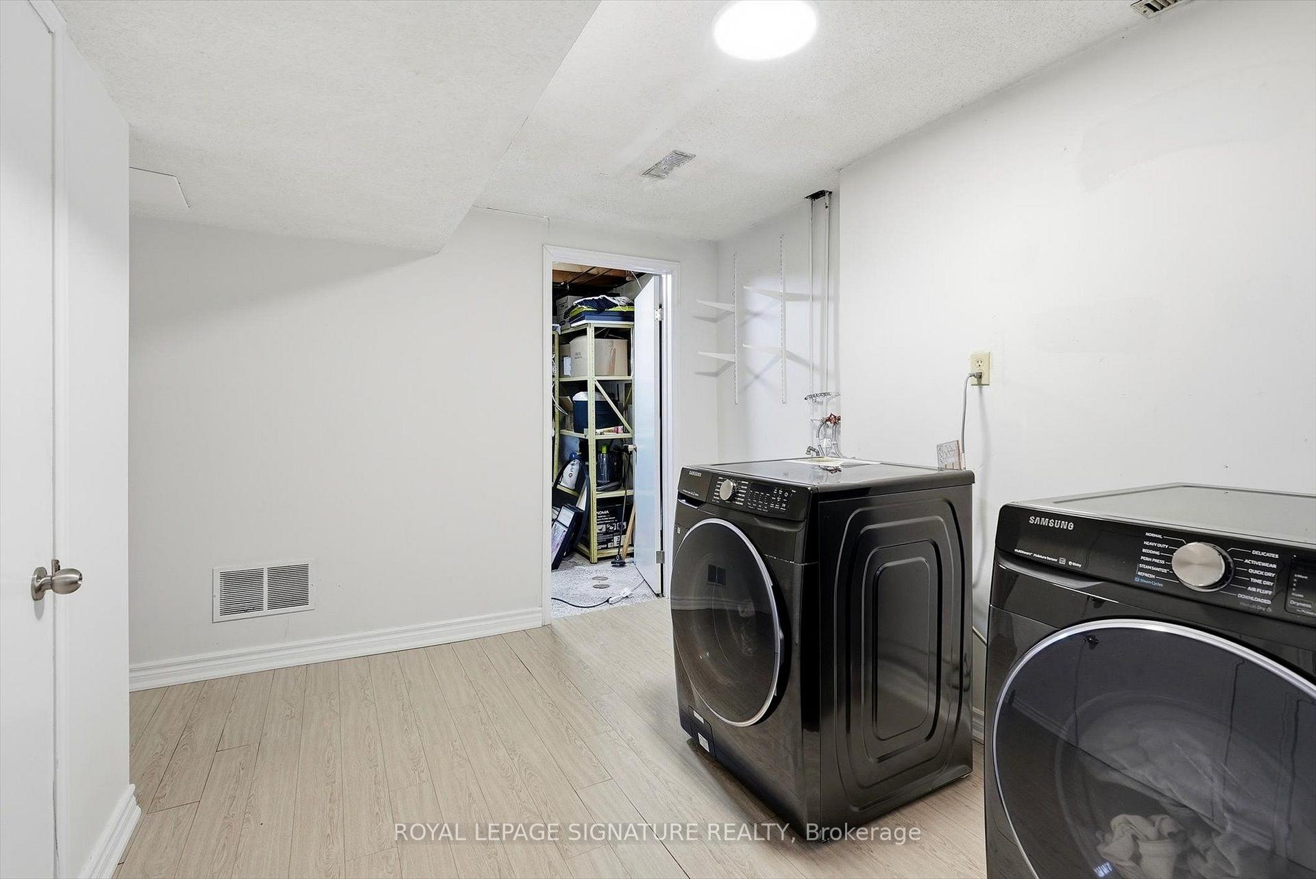 Photo 40 of 42 Lilac Avenue, Markham, Aileen-Willowbrook — HOMEH