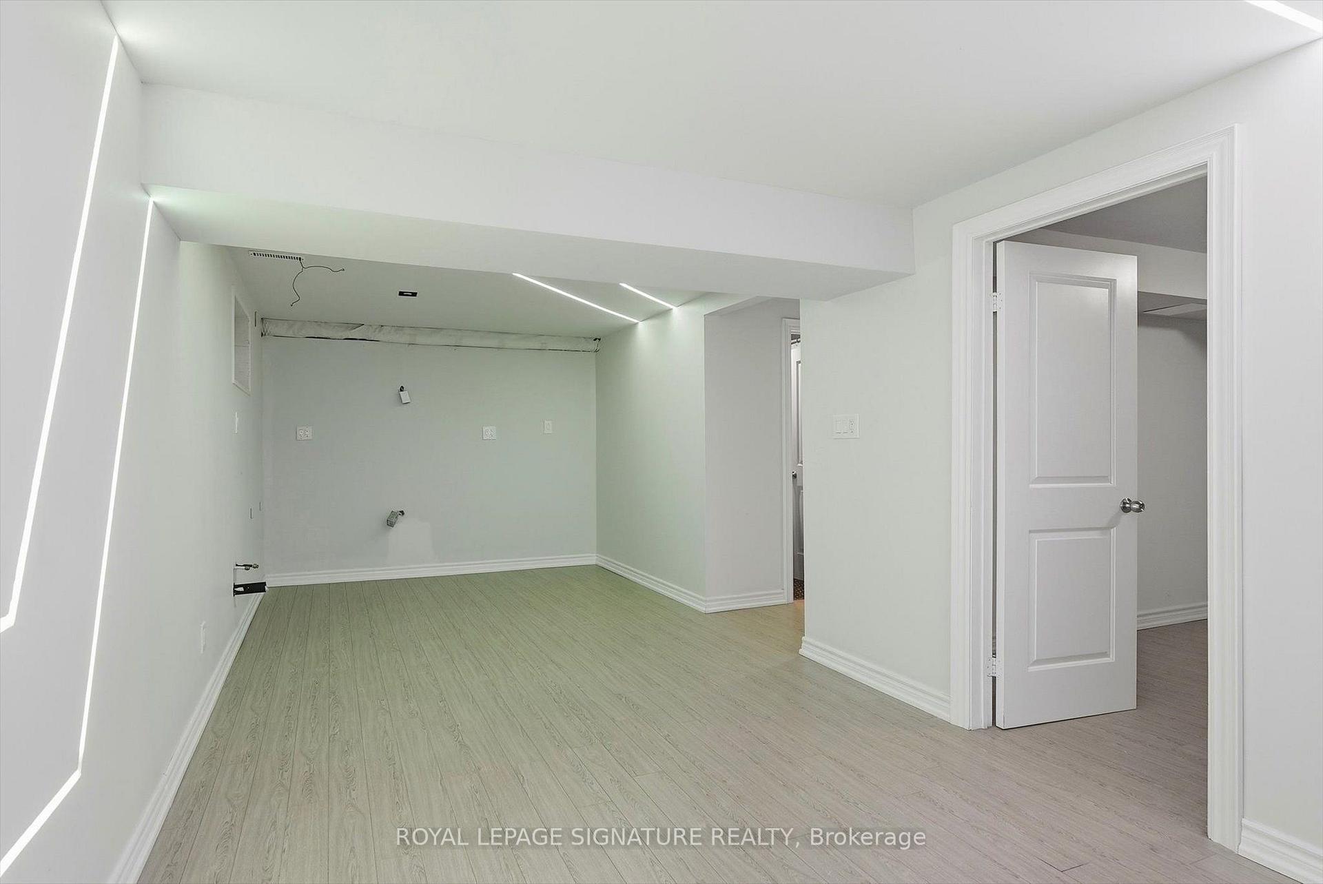 Photo 41 of 42 Lilac Avenue, Markham, Aileen-Willowbrook — HOMEH