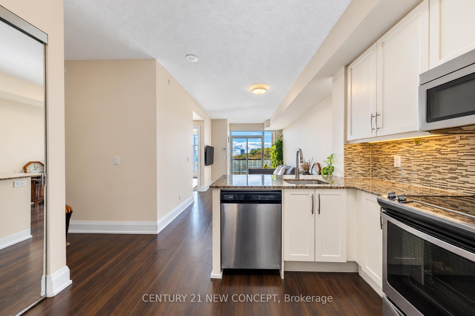 Photo 6 of Unit 713, 1 Old Mill Drive, Toronto, High Park-Swansea — HOMEH