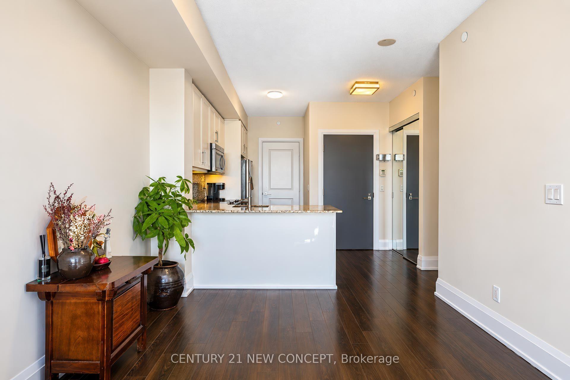 Photo 9 of Unit 713, 1 Old Mill Drive, Toronto, High Park-Swansea — HOMEH