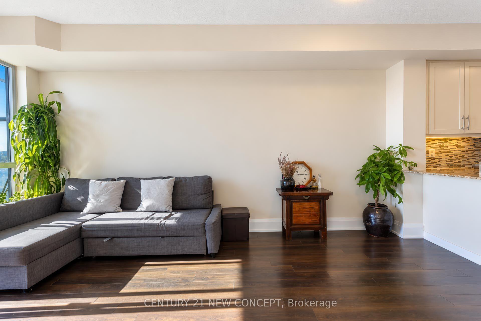 Photo 17 of Unit 713, 1 Old Mill Drive, Toronto, High Park-Swansea — HOMEH