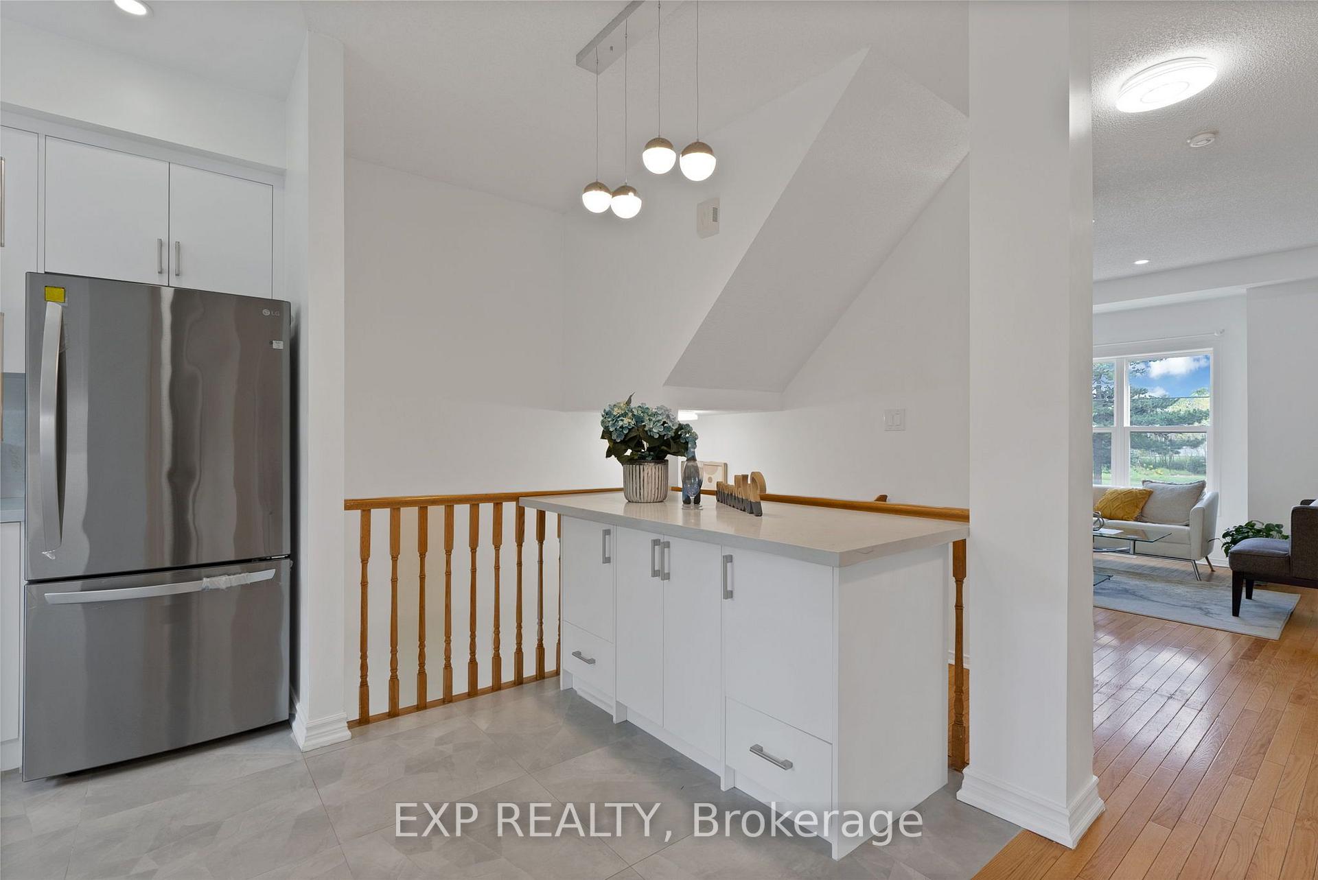 Photo 11 of 11 Maple Park Way, Markham, Milliken Mills West — HOMEH