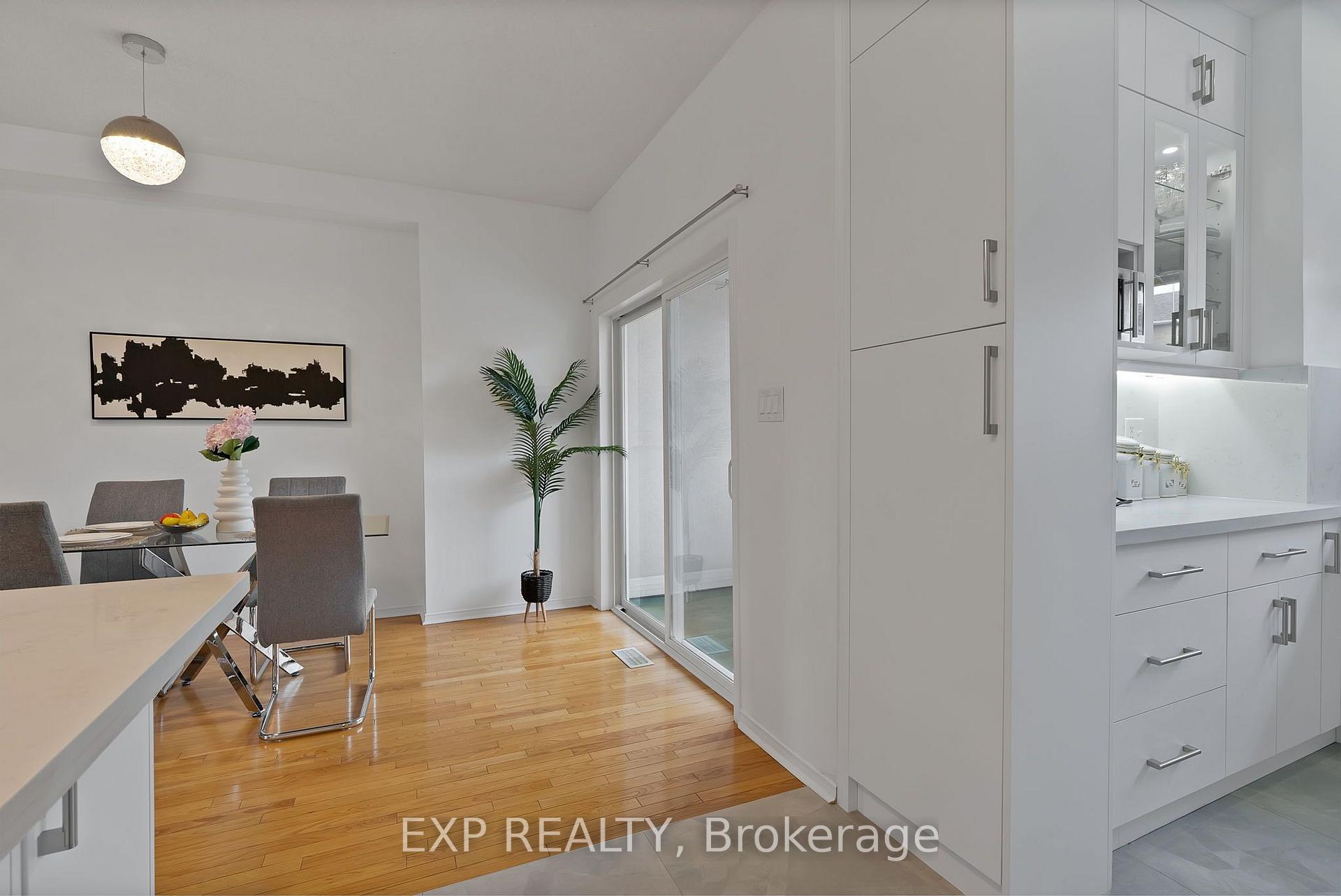 Photo 19 of 11 Maple Park Way, Markham, Milliken Mills West — HOMEH