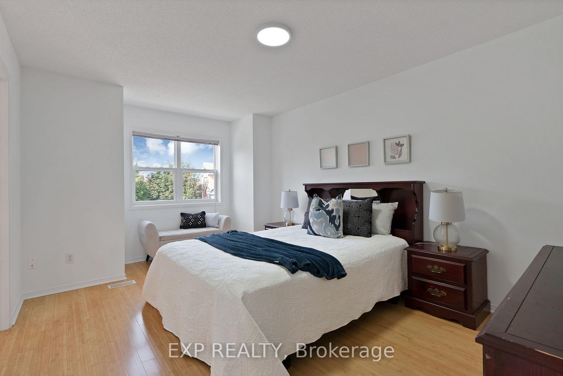 Photo 31 of 11 Maple Park Way, Markham, Milliken Mills West — HOMEH
