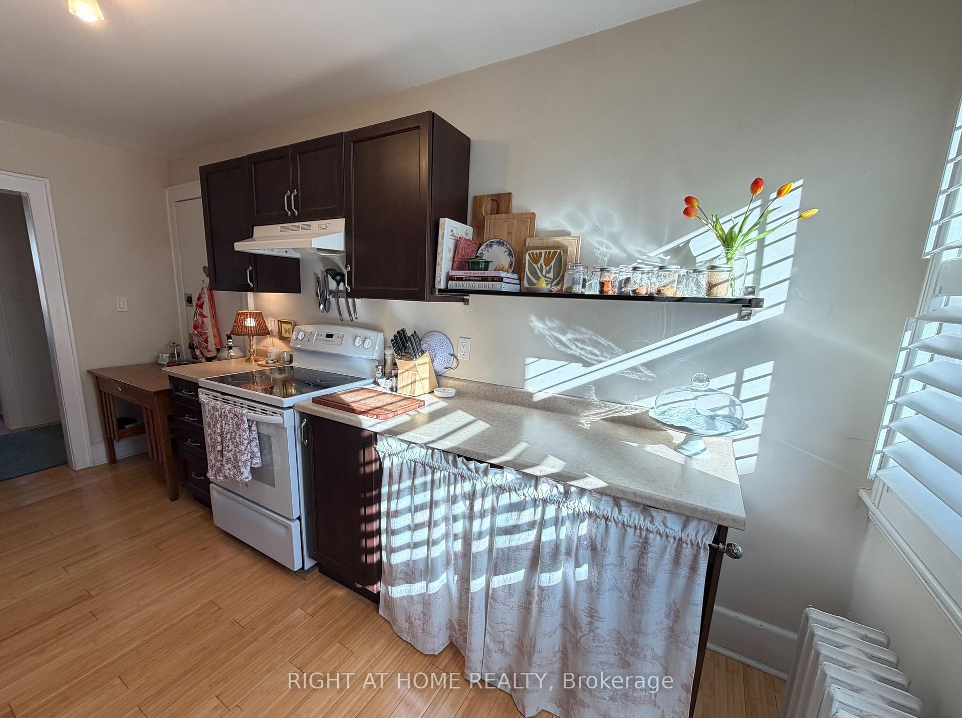 Photo 6 of Unit 14, 5 Rockwood Place, Hamilton, Kirkendall — HOMEH