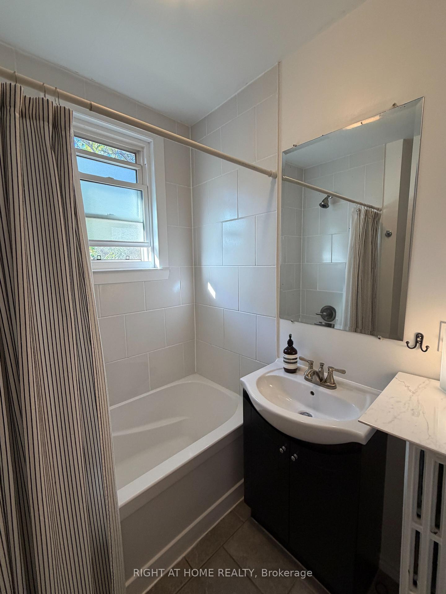 Photo 20 of Unit 14, 5 Rockwood Place, Hamilton, Kirkendall — HOMEH