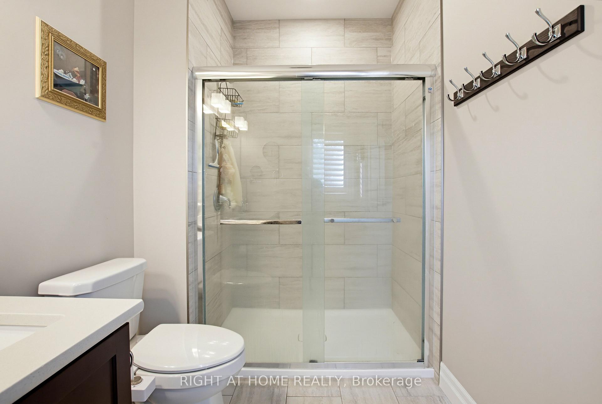 Photo 23 of 156 Wintermute Court E, Central Elgin, Belmont — HOMEH
