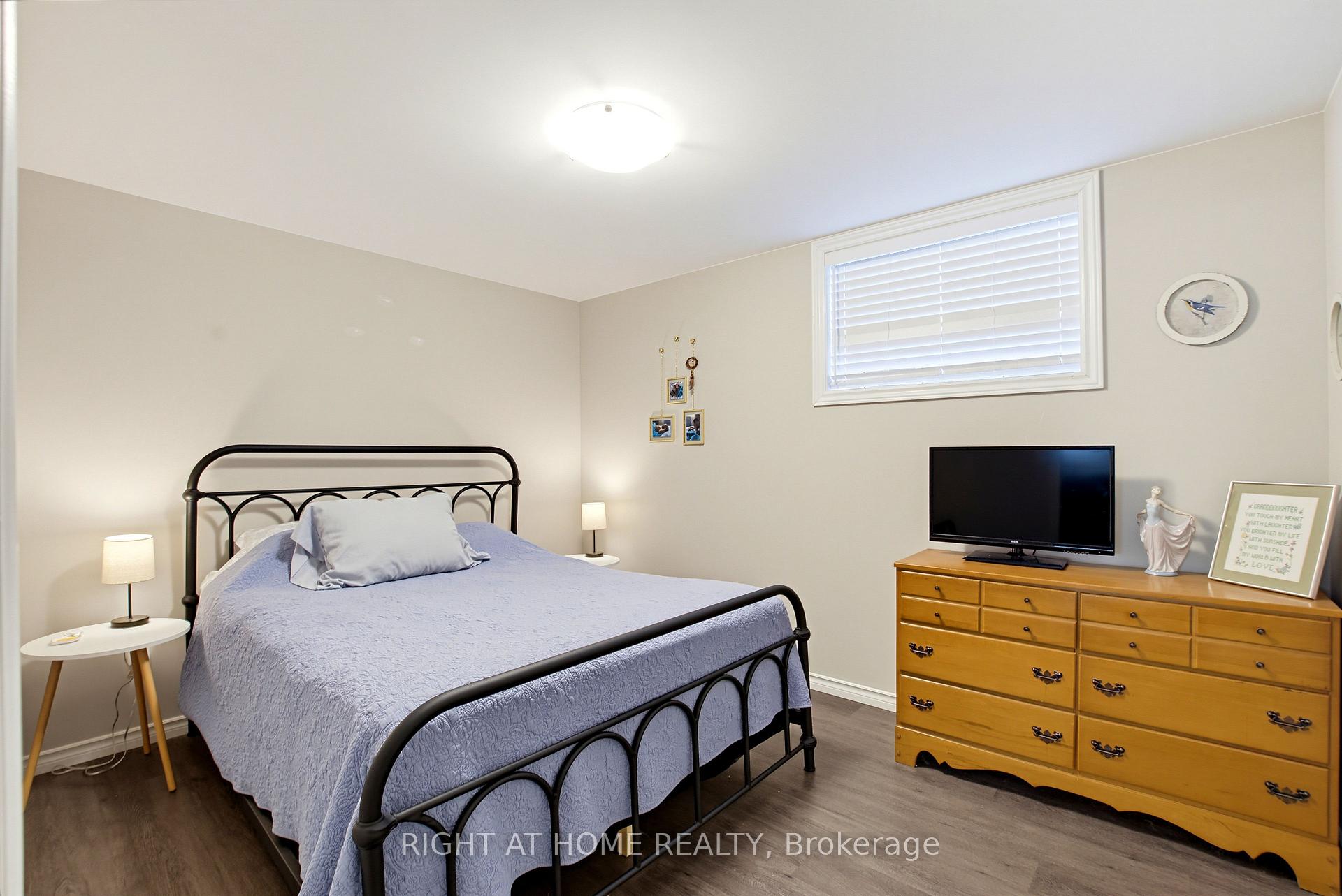 Photo 35 of 156 Wintermute Court E, Central Elgin, Belmont — HOMEH