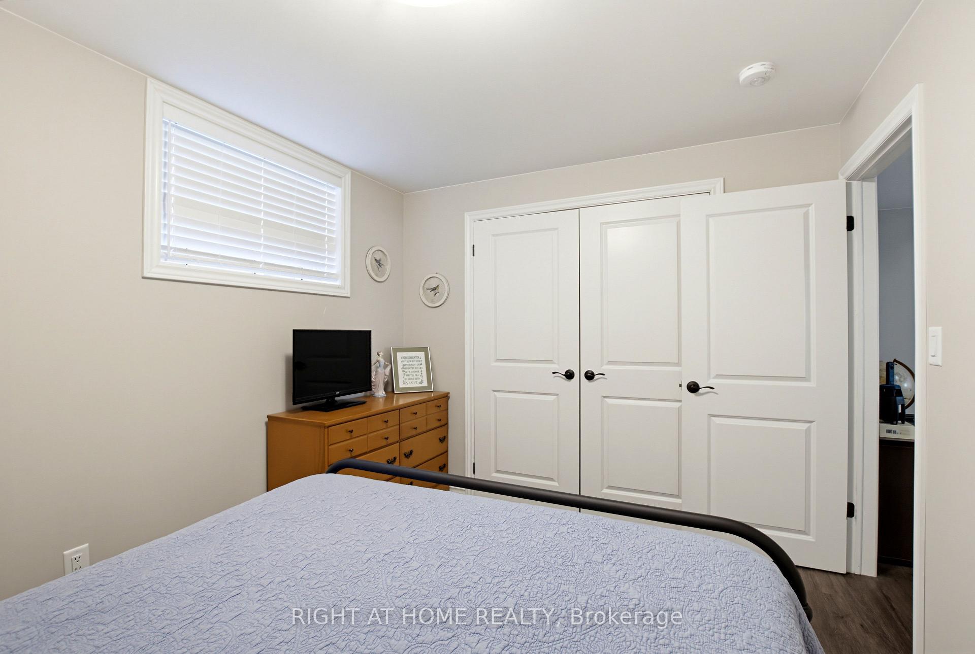 Photo 36 of 156 Wintermute Court E, Central Elgin, Belmont — HOMEH