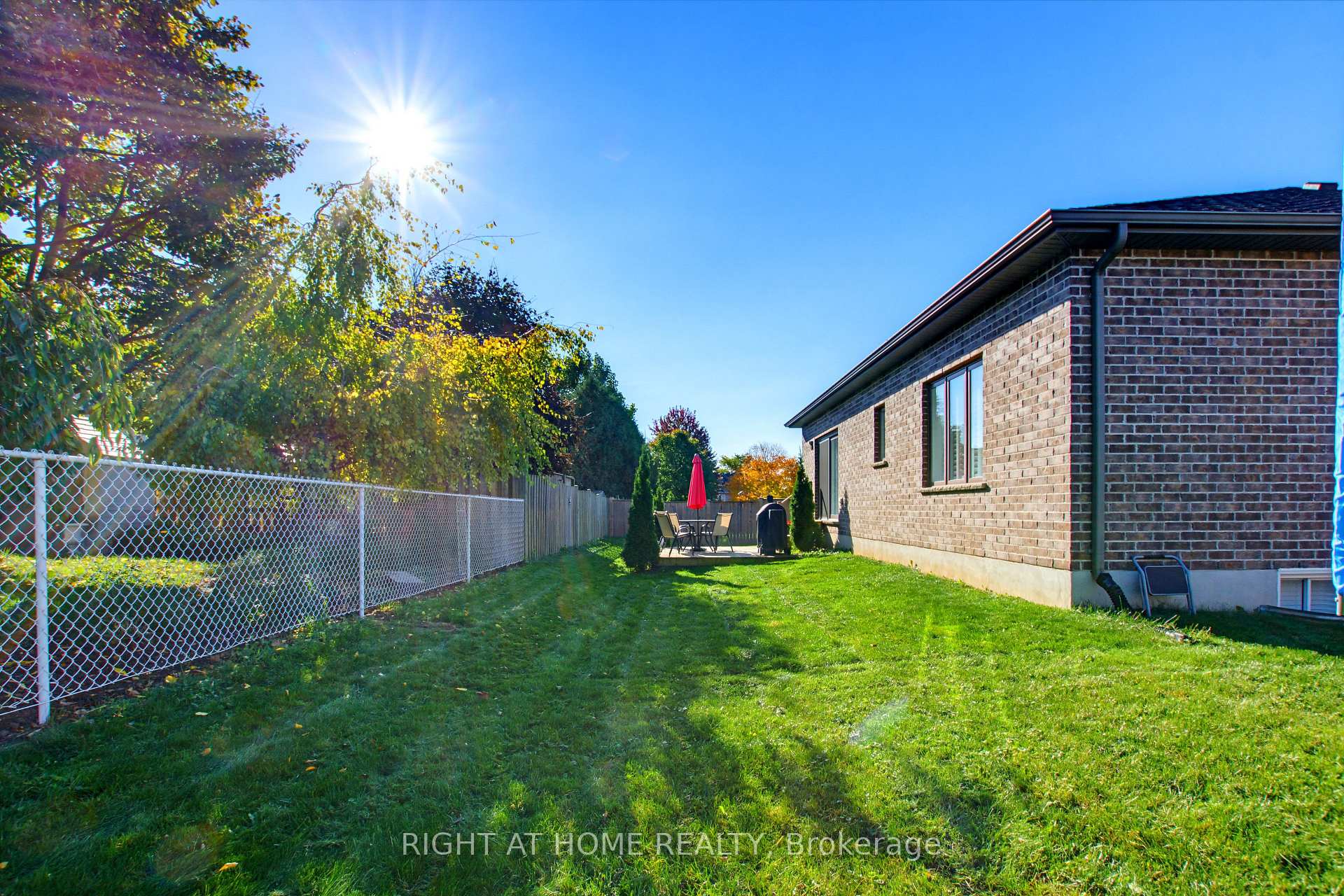 Photo 42 of 156 Wintermute Court E, Central Elgin, Belmont — HOMEH