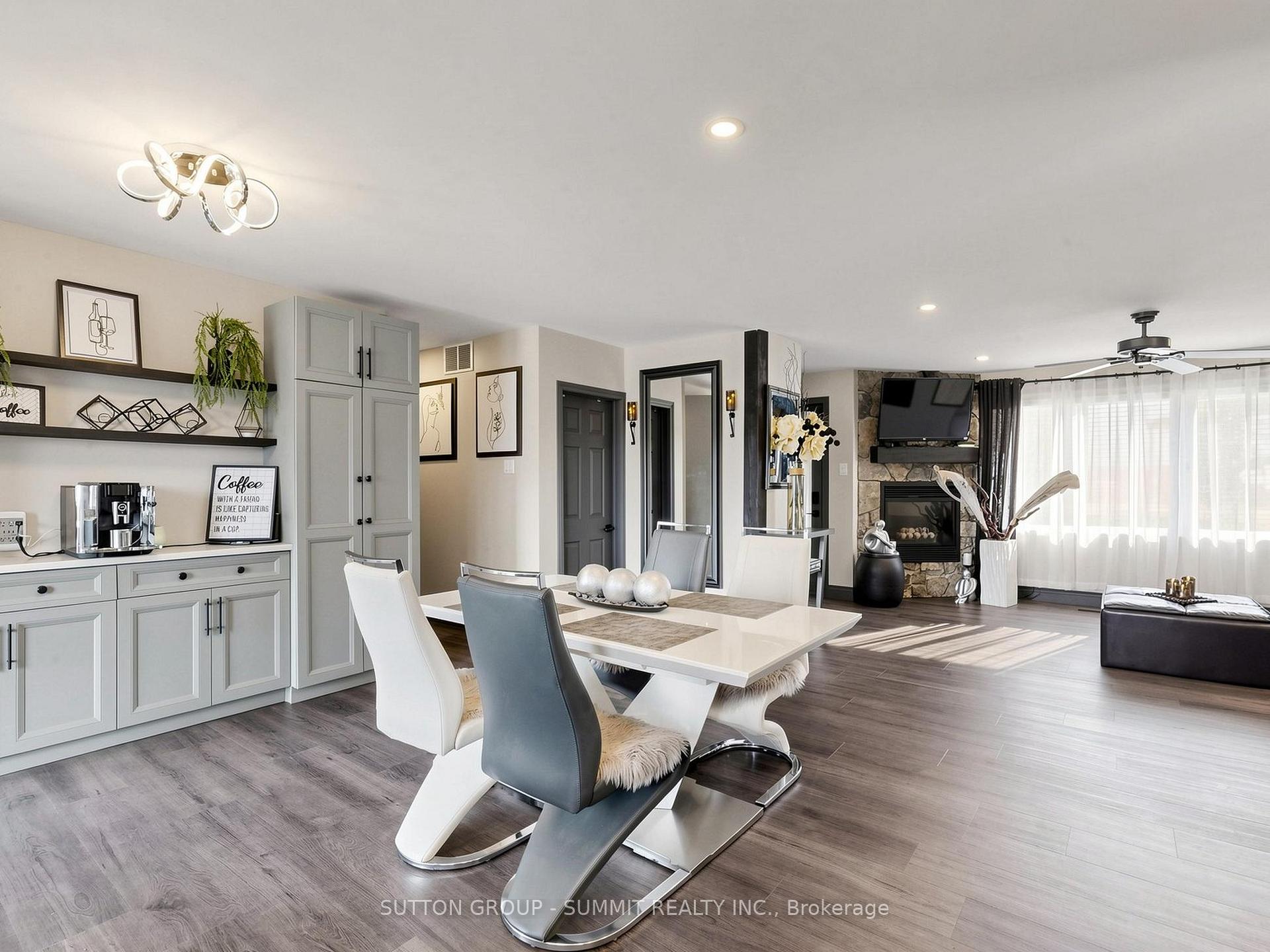 Photo 11 of 252 Mud Street E, Hamilton, Rural Stoney Creek — HOMEH