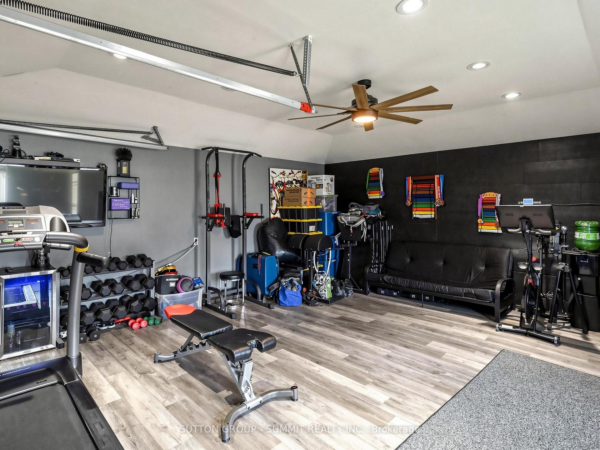 Photo 34 of 252 Mud Street E, Hamilton, Rural Stoney Creek — HOMEH