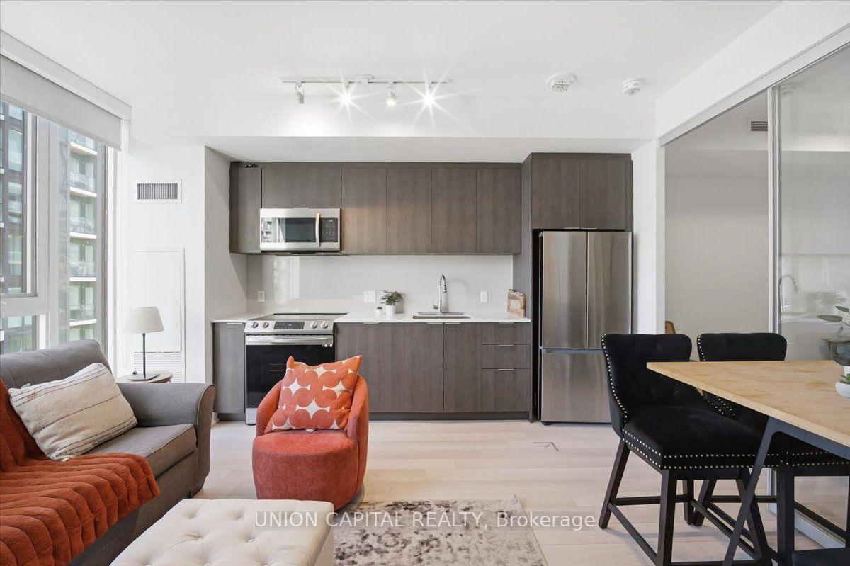 Photo 2 of Unit 3507, 357 King Street W, Toronto, Waterfront Communities — HOMEH