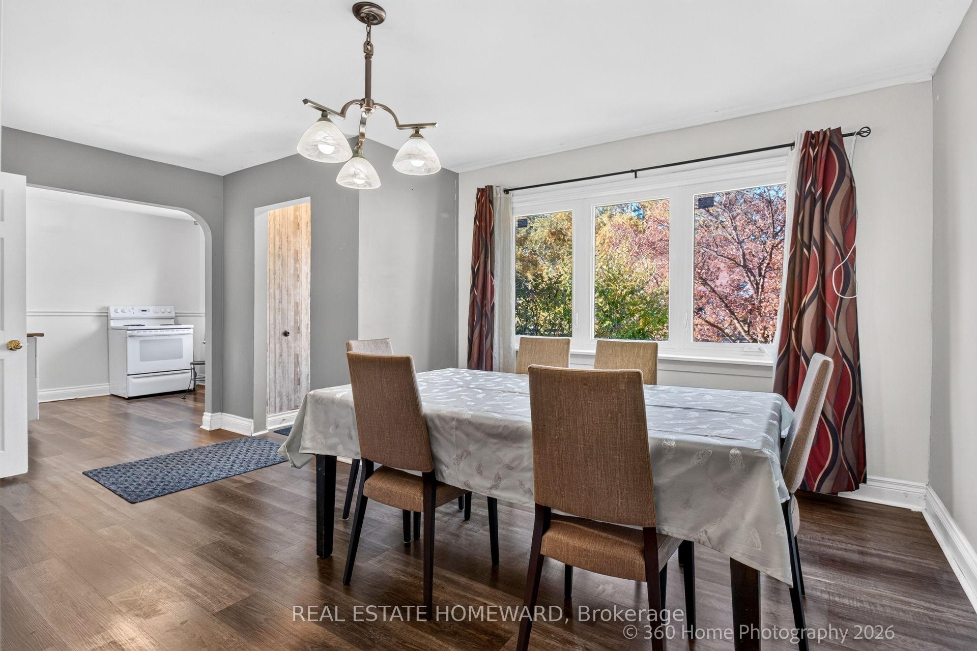 Photo 3 of 65 Natal Avenue, Scarborough, Birchcliffe-Cliffside — HOMEH