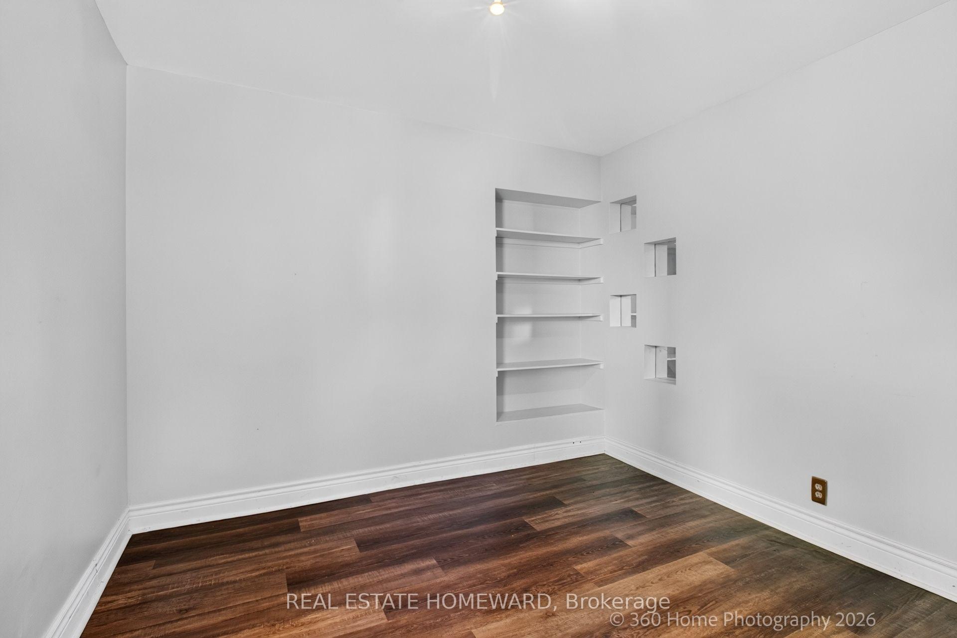 Photo 7 of 65 Natal Avenue, Scarborough, Birchcliffe-Cliffside — HOMEH