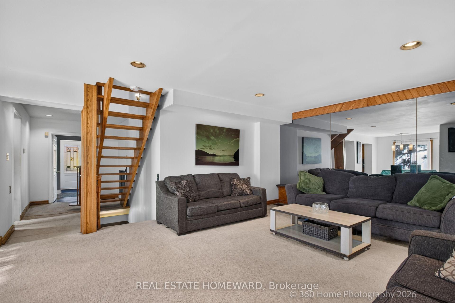 Photo 13 of 65 Natal Avenue, Scarborough, Birchcliffe-Cliffside — HOMEH