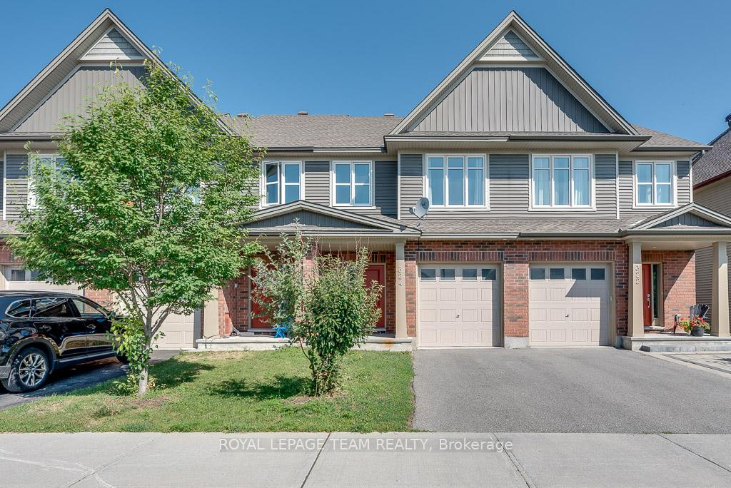 Photo of 324 Fergus Crescent