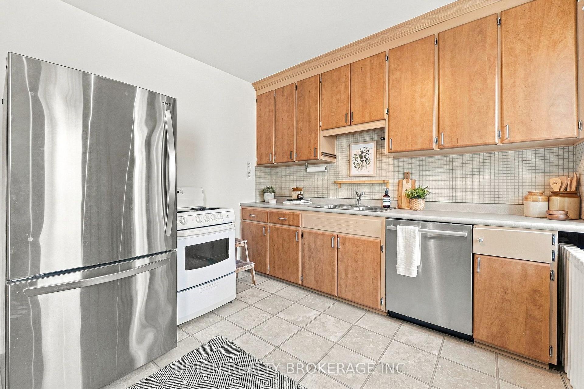 Photo 12 of 96 Malvern Avenue, Toronto, East End-Danforth — HOMEH