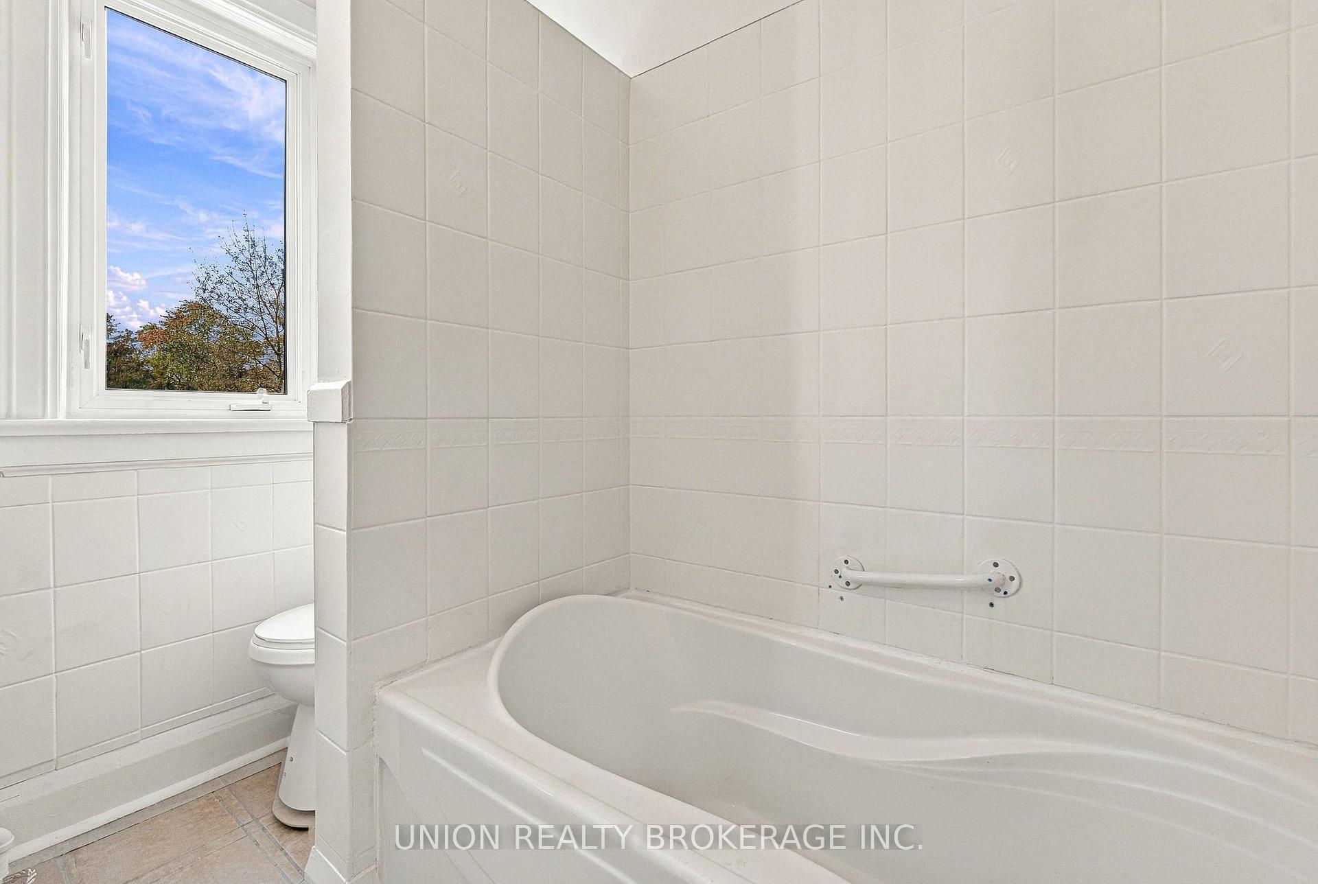 Photo 23 of 96 Malvern Avenue, Toronto, East End-Danforth — HOMEH