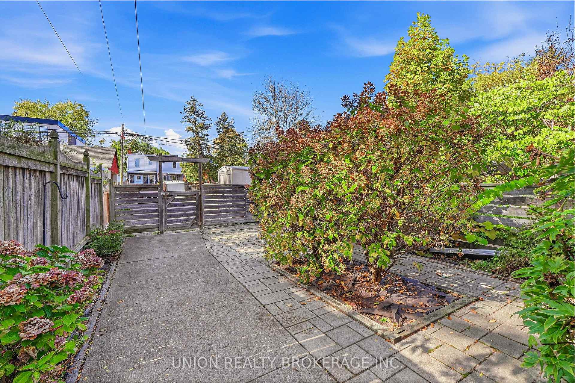 Photo 38 of 96 Malvern Avenue, Toronto, East End-Danforth — HOMEH