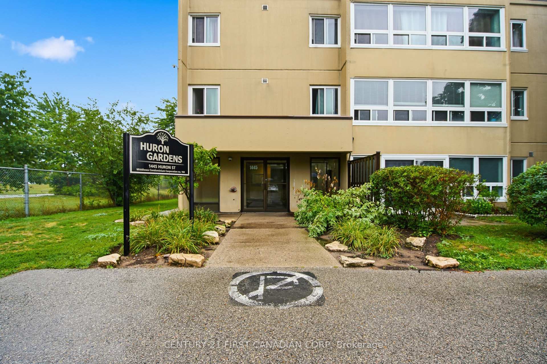 Front of Unit 306, 1445 Huron Street