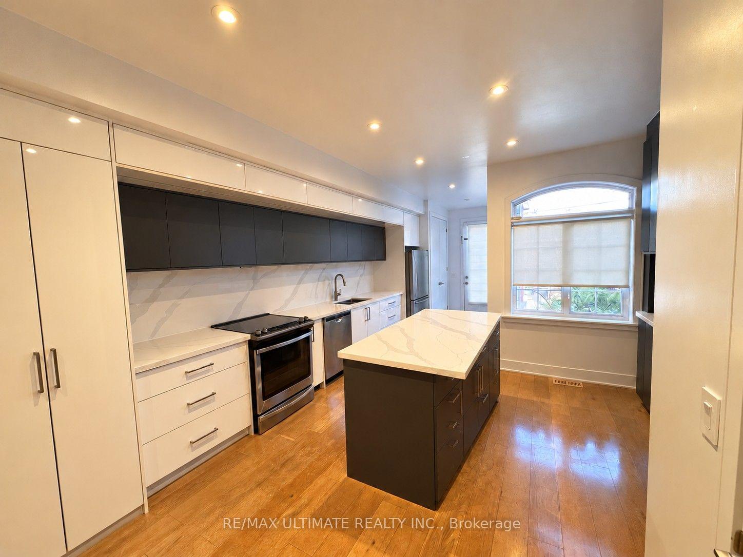Photo 3 of Unit Upper, 127 Harvie Avenue, Toronto, Corso Italia-Davenport — HOMEH