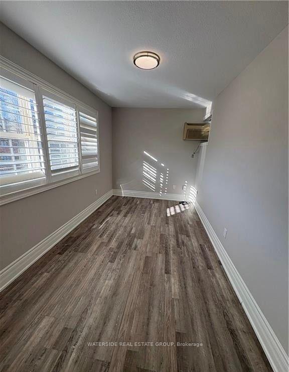 Photo 5 of Unit 4, 81 Dundas Street, Hamilton, Dundas — HOMEH